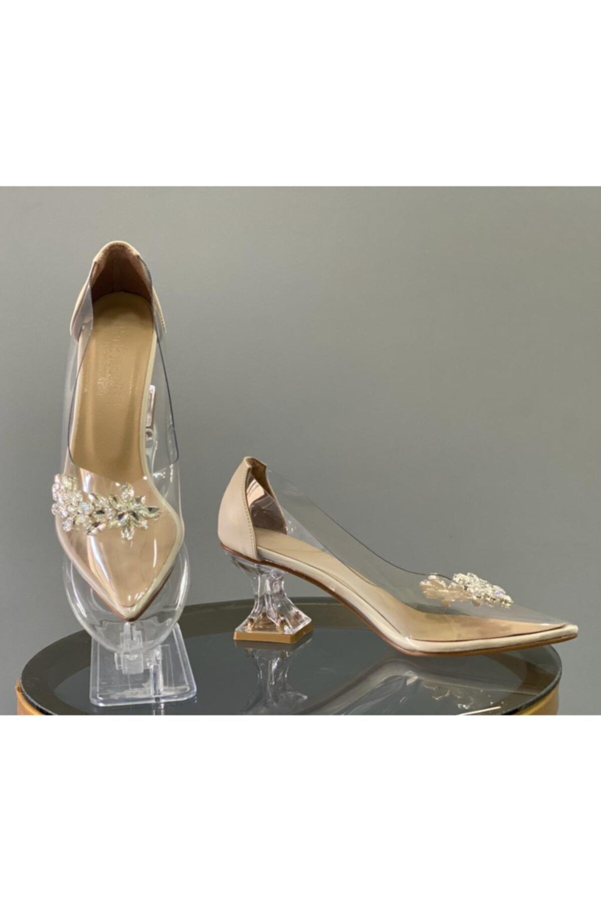 TANSU YEŞİL Stiletto Beyaz