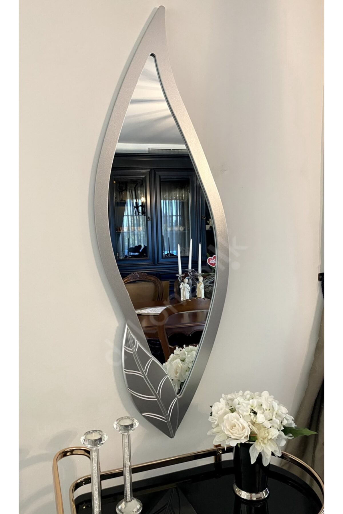 dekonomik Yaprak Figürlü Dekoratif Duvar Aynası, Gümüş Yaldızlı Çerçeve