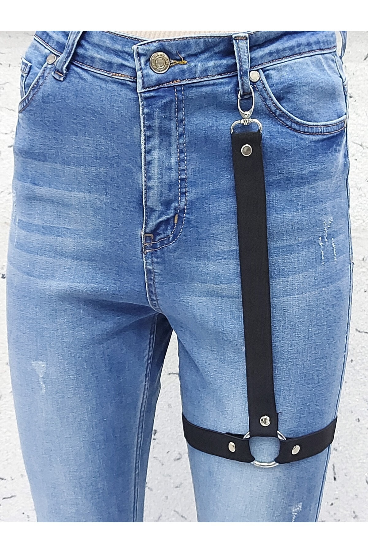 Binlerceal Siyah Yeni Model Gümüş Zımbalı Trend Bacak Kemeri