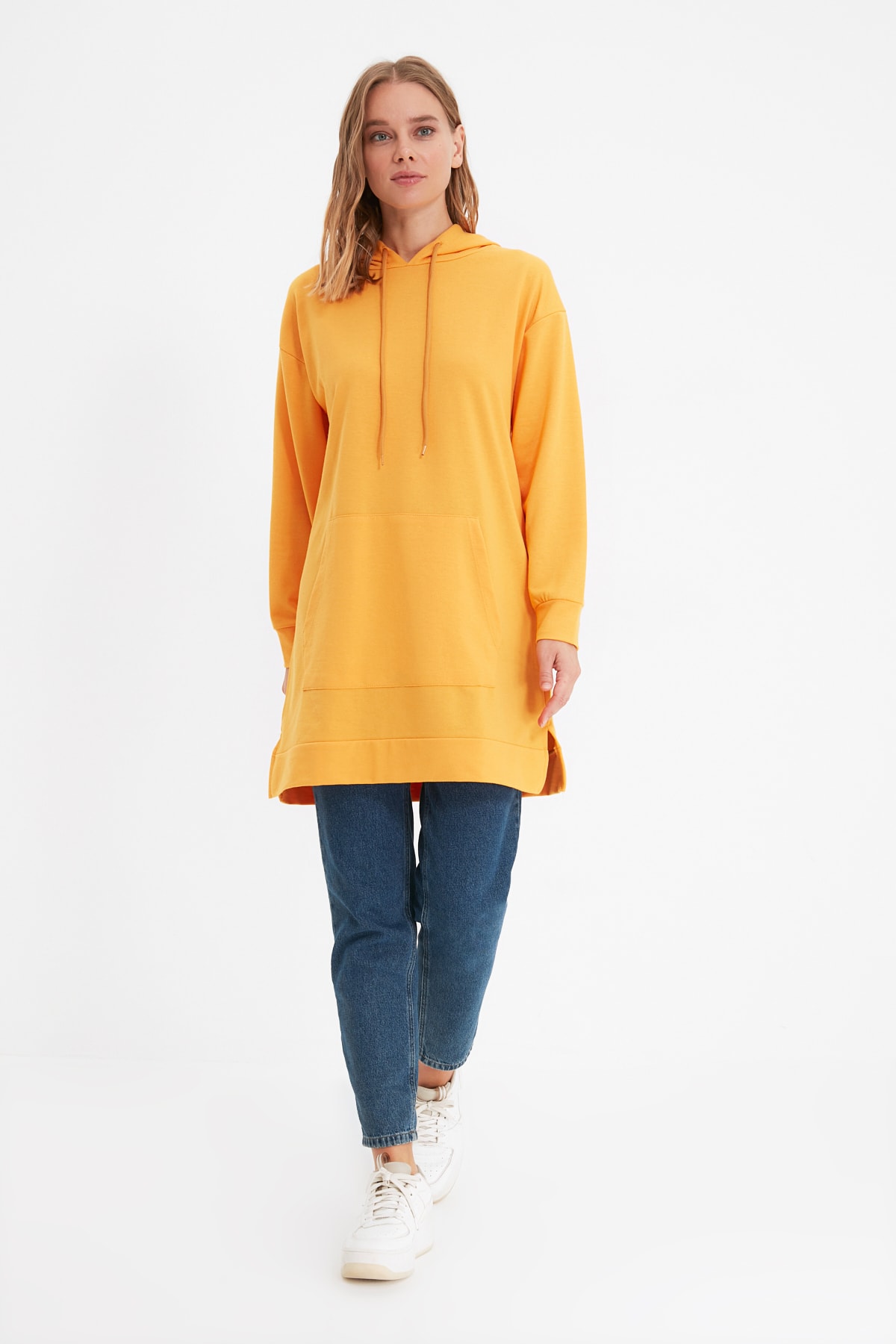Trendyol Modest Sarı Kapüşonlu Basic Örme Sweatshirt TCTAW22TW0139