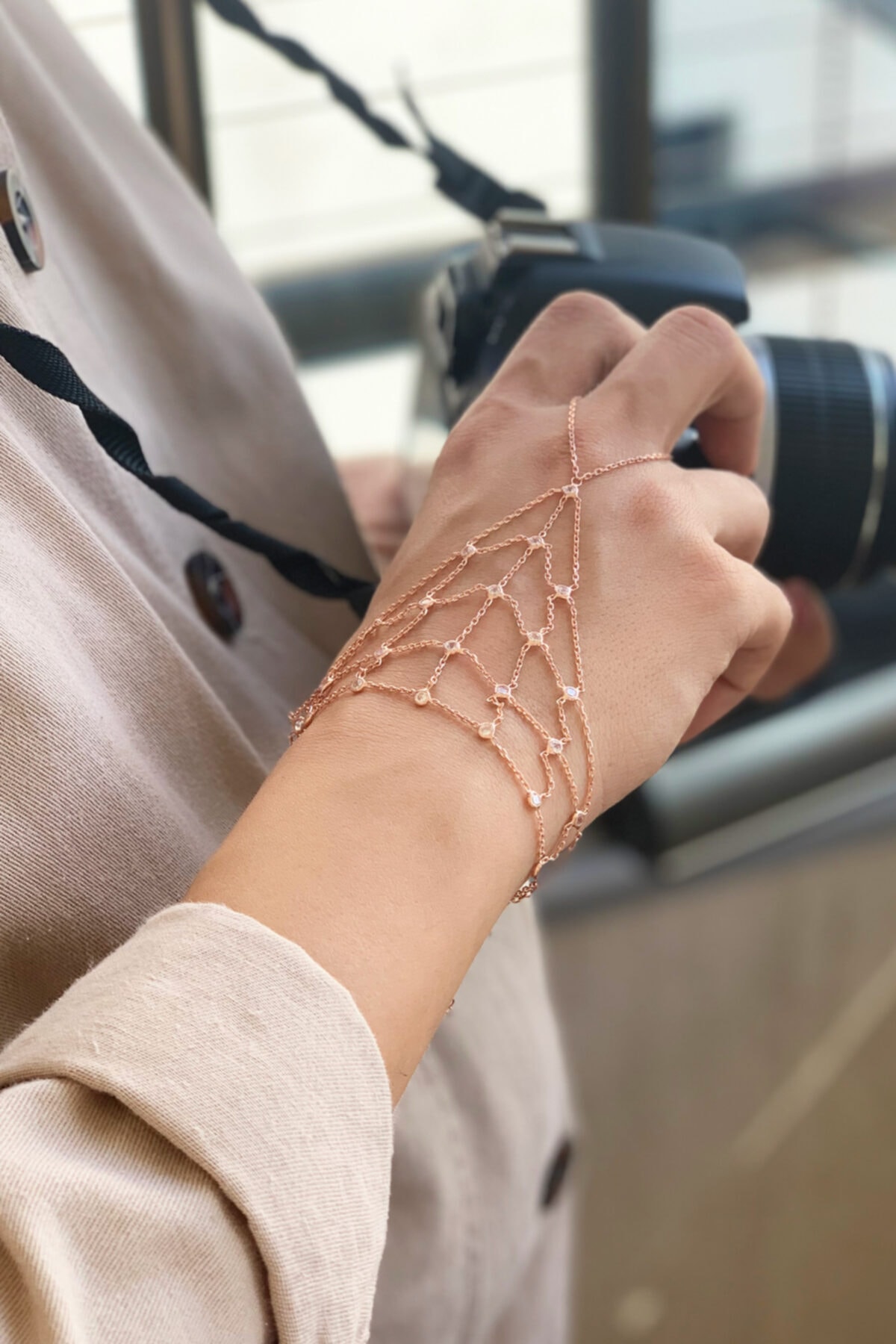 çağdaş jewelry 925 Ayar Gümüş Taş Süslemeli Ağ Şahmeran