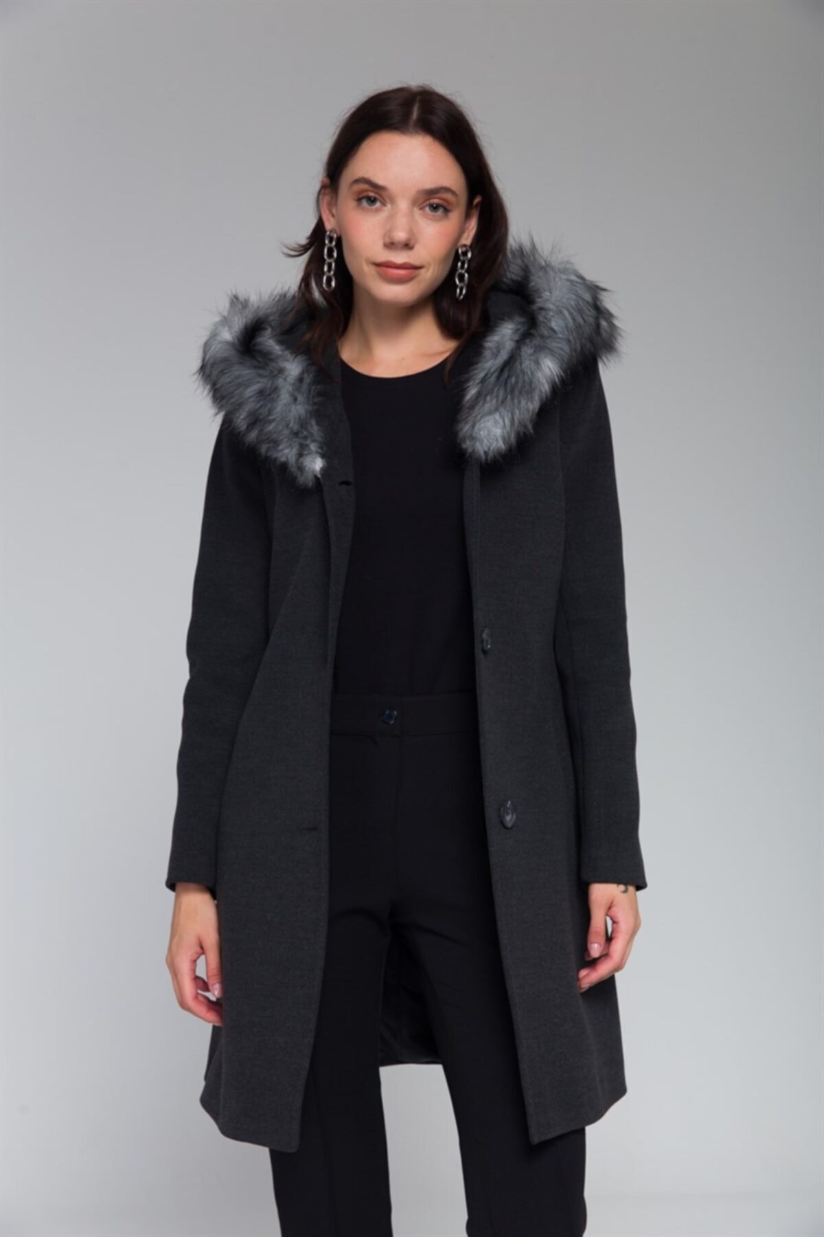 Olcay Kapüşonlu Sabit Zengin Kürklü Düğme Kapamalı Kaban Antrasit 3758