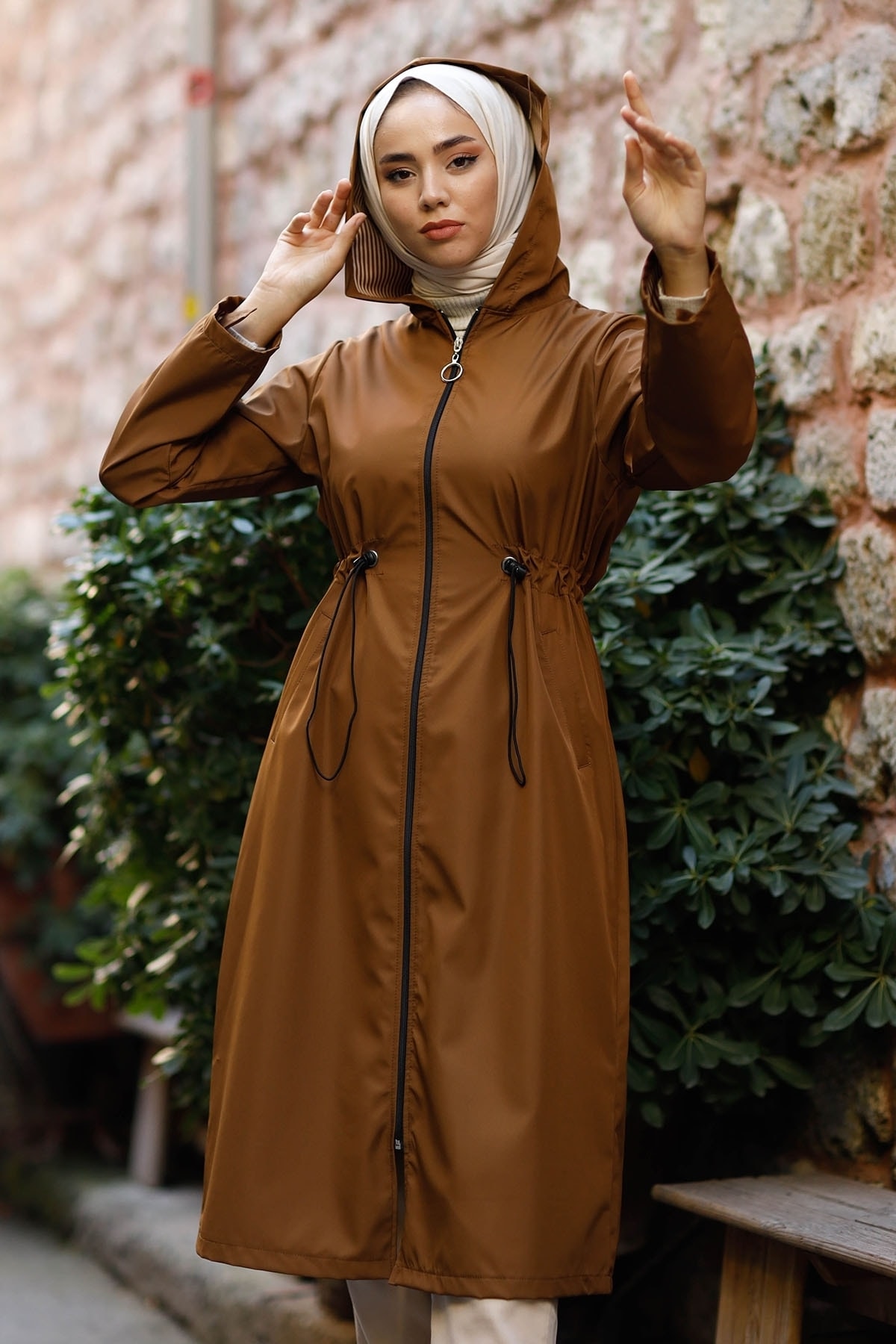 InStyle Beli Büzmeli Fermuarlı Yağmurluk - Kahve