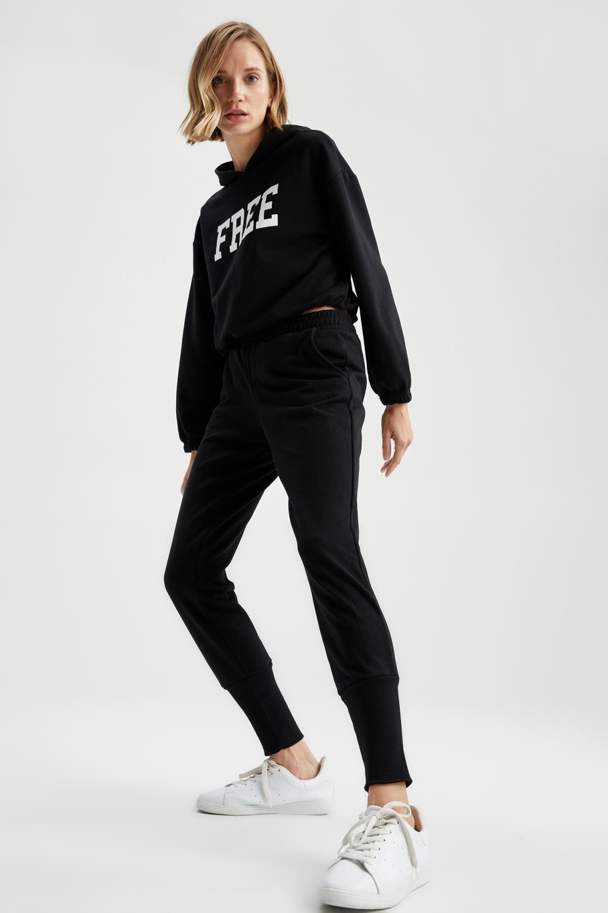 DeFacto Jogger Standart Fit Eşofman Altı