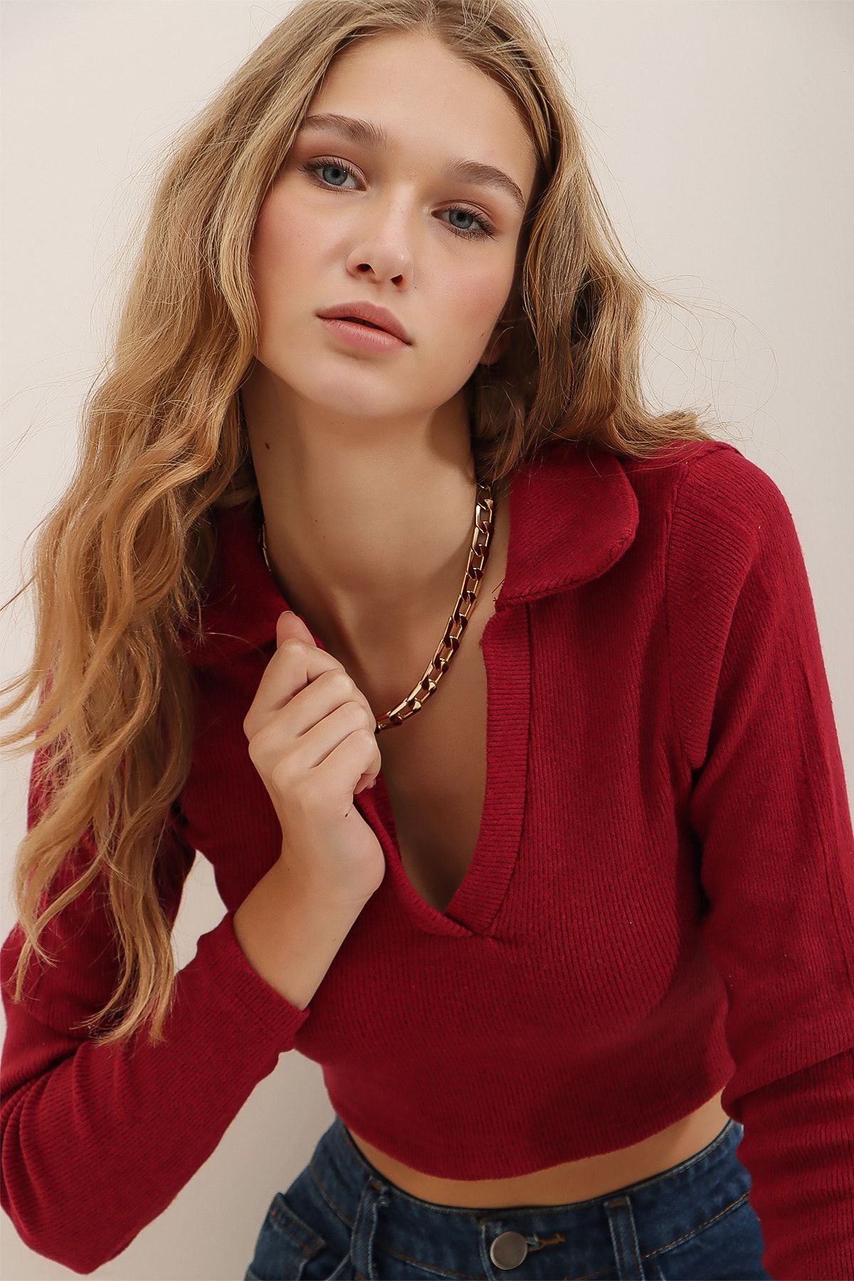 Trend Alaçatı Stili Kadın Bordo Polo Yaka Fitilli Yumuşak Dokulu Crop Bluz ALC-X7322