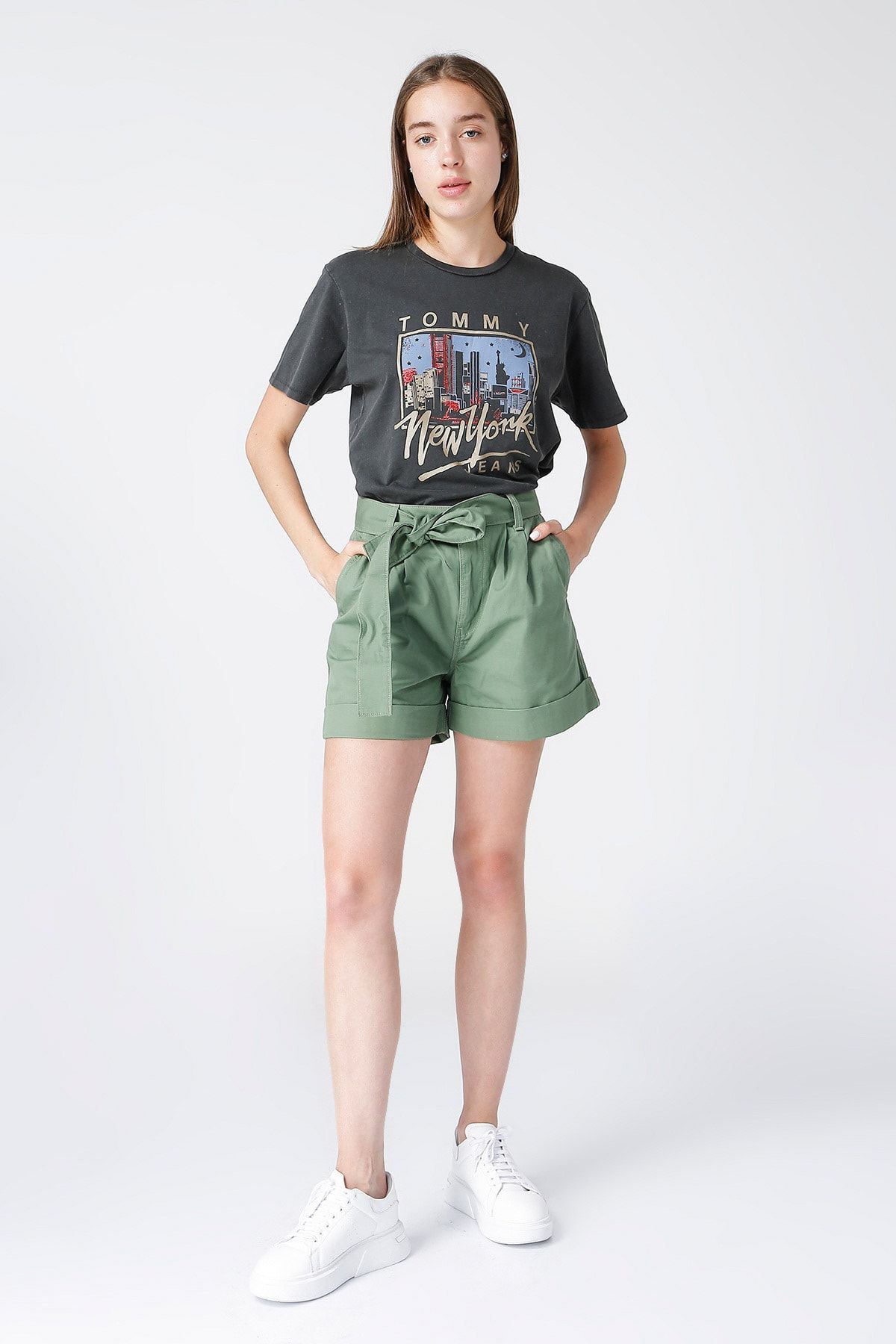 Tommy Jeans Yeşil Kadın Şort