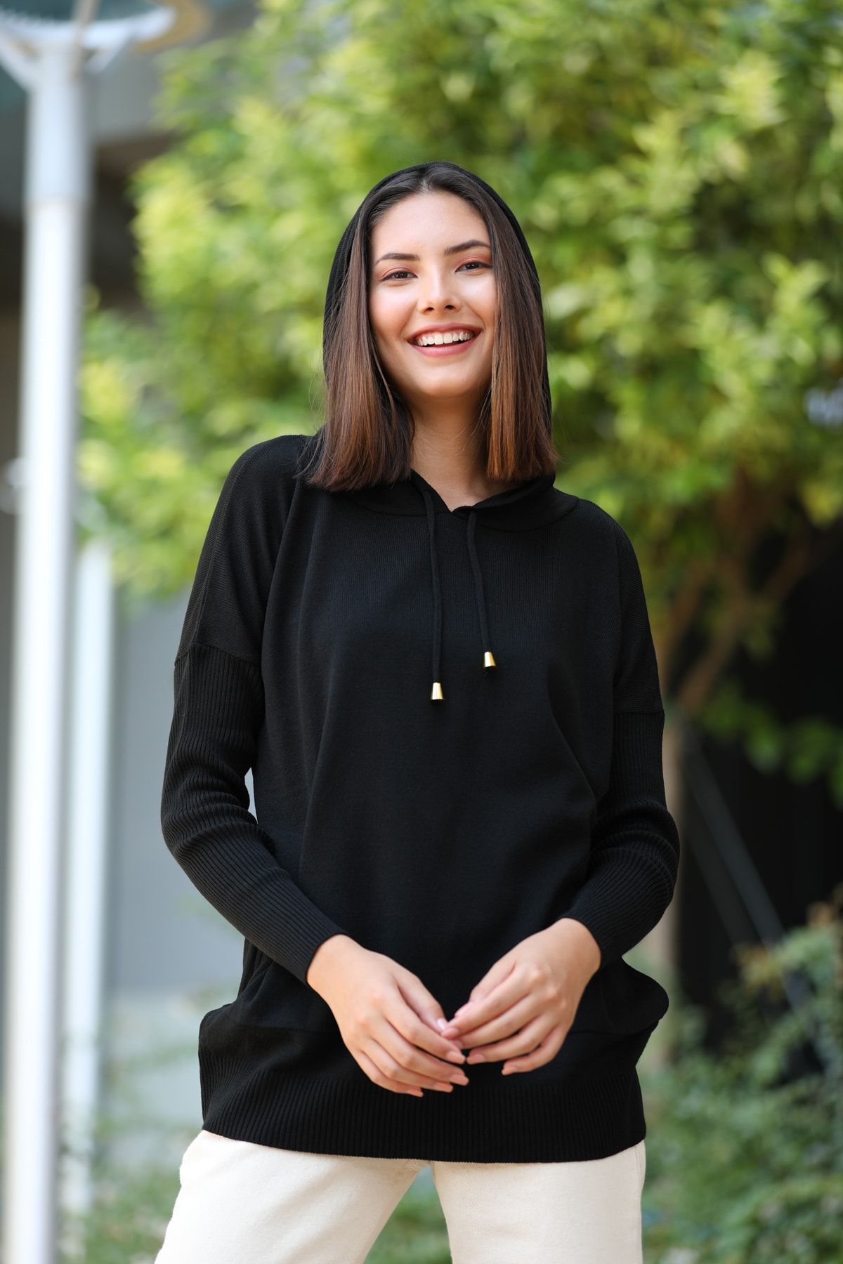 Bİ.GİYSEN Kadın Siyah Kapüsonlu Cepli Triko Bluz