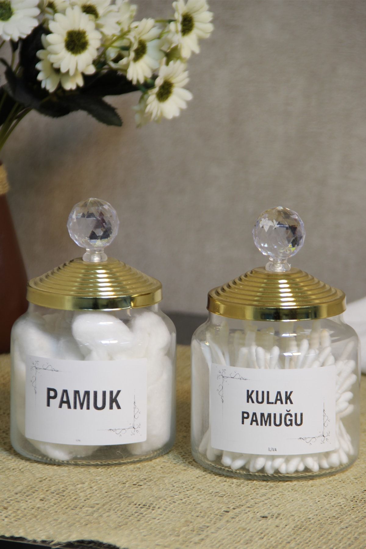 İLİVA Kulak Pamuğu Ve Pamukluk Cam, Altın Renkli Ve Kristal Kapaklı