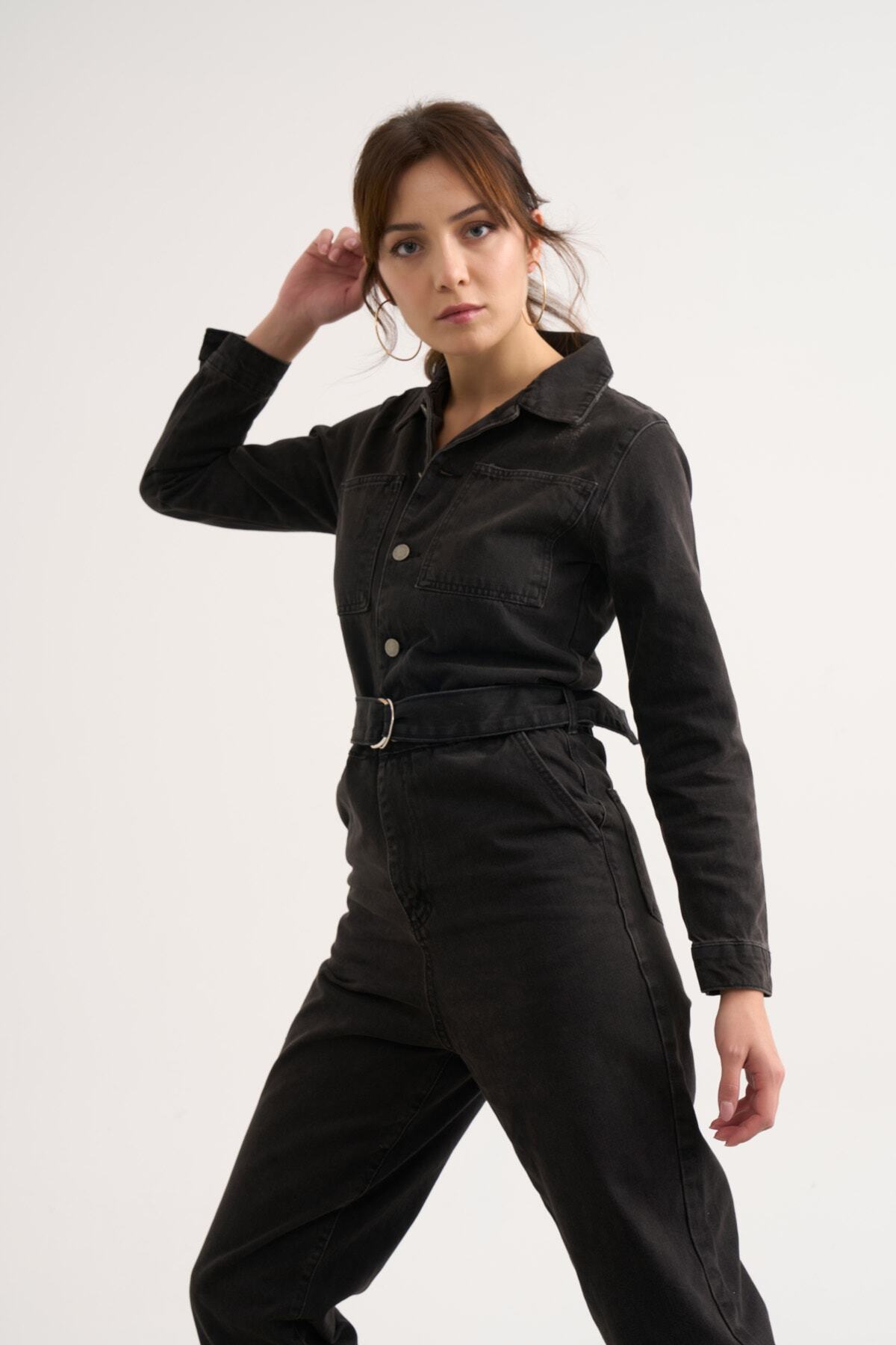 soBasic Siyah Uzun Kollu Kemerli Kot Tulum Tlm23006