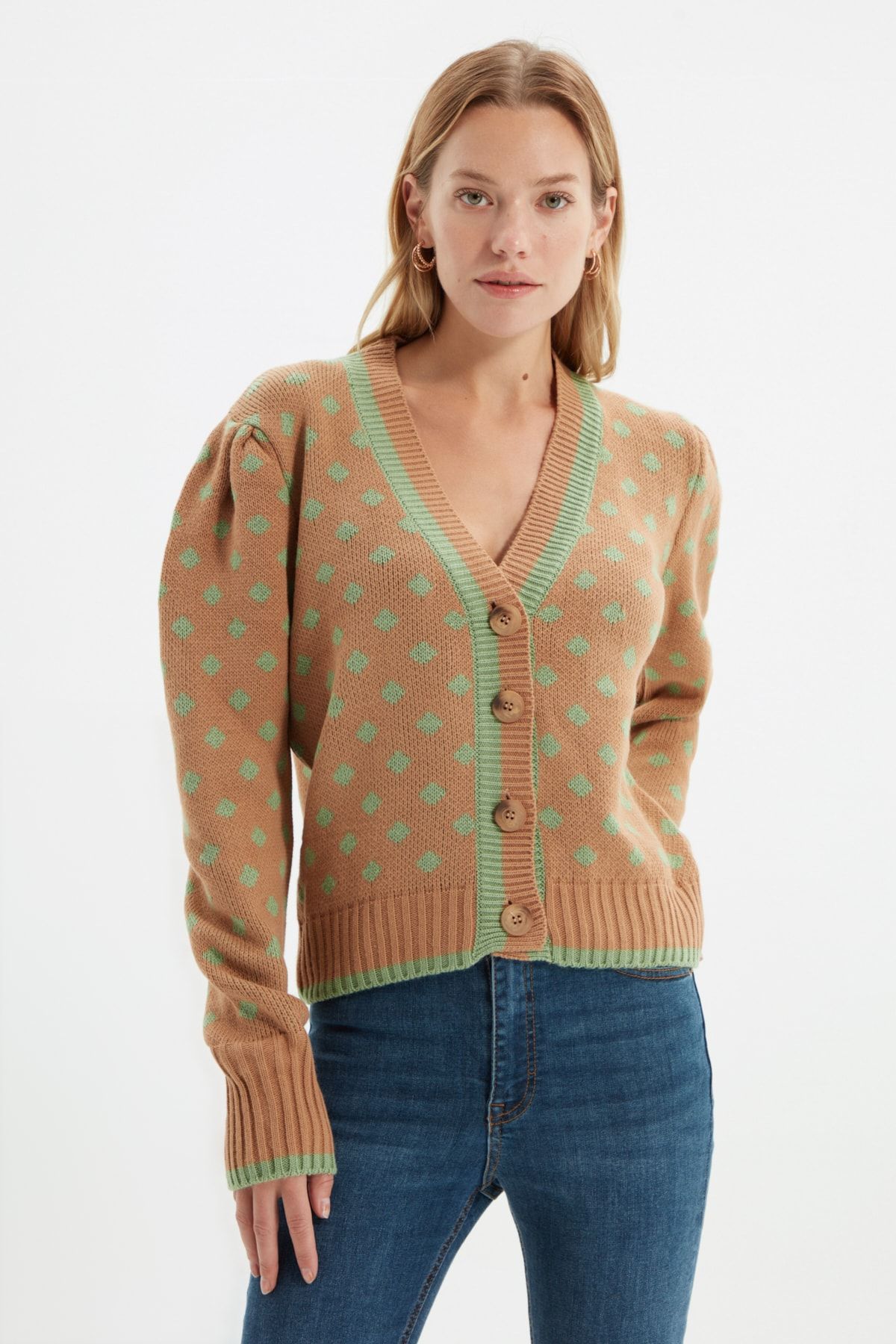 TRENDYOLMİLLA Camel Jakarlı Triko Hırka TWOAW22HI1030