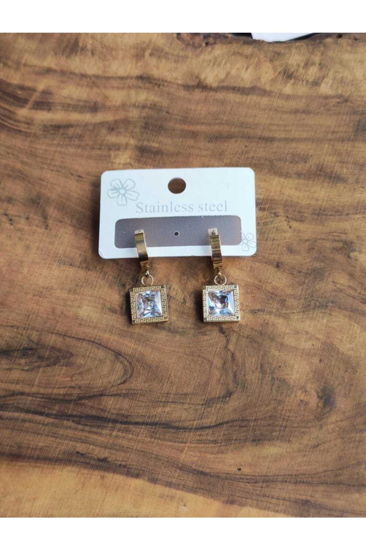 modakay Gold Renk 316 L Cerrahi Çelik Zirkon Taşlı Küpe