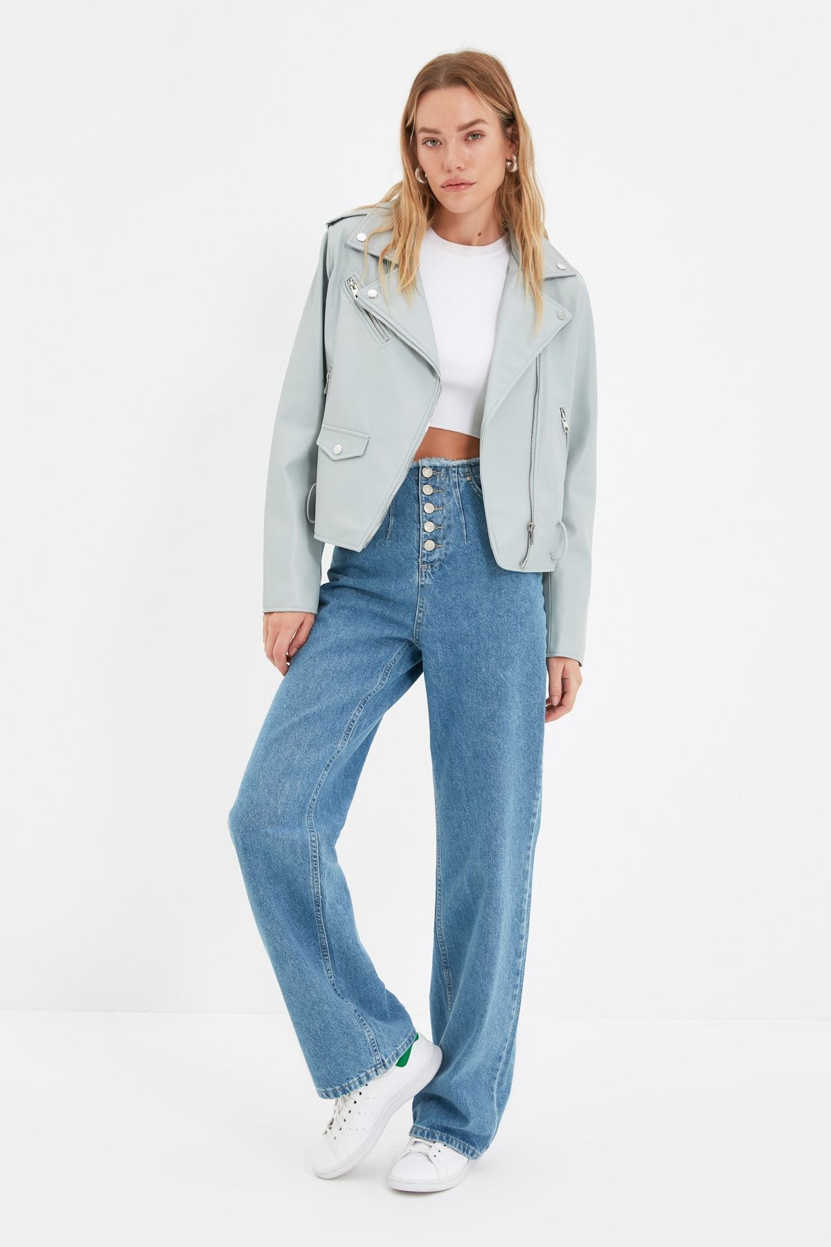 TRENDYOLMİLLA Mavi Önden Düğmeli Yüksek Bel 90's Wide Leg Jeans TWOAW22JE0886