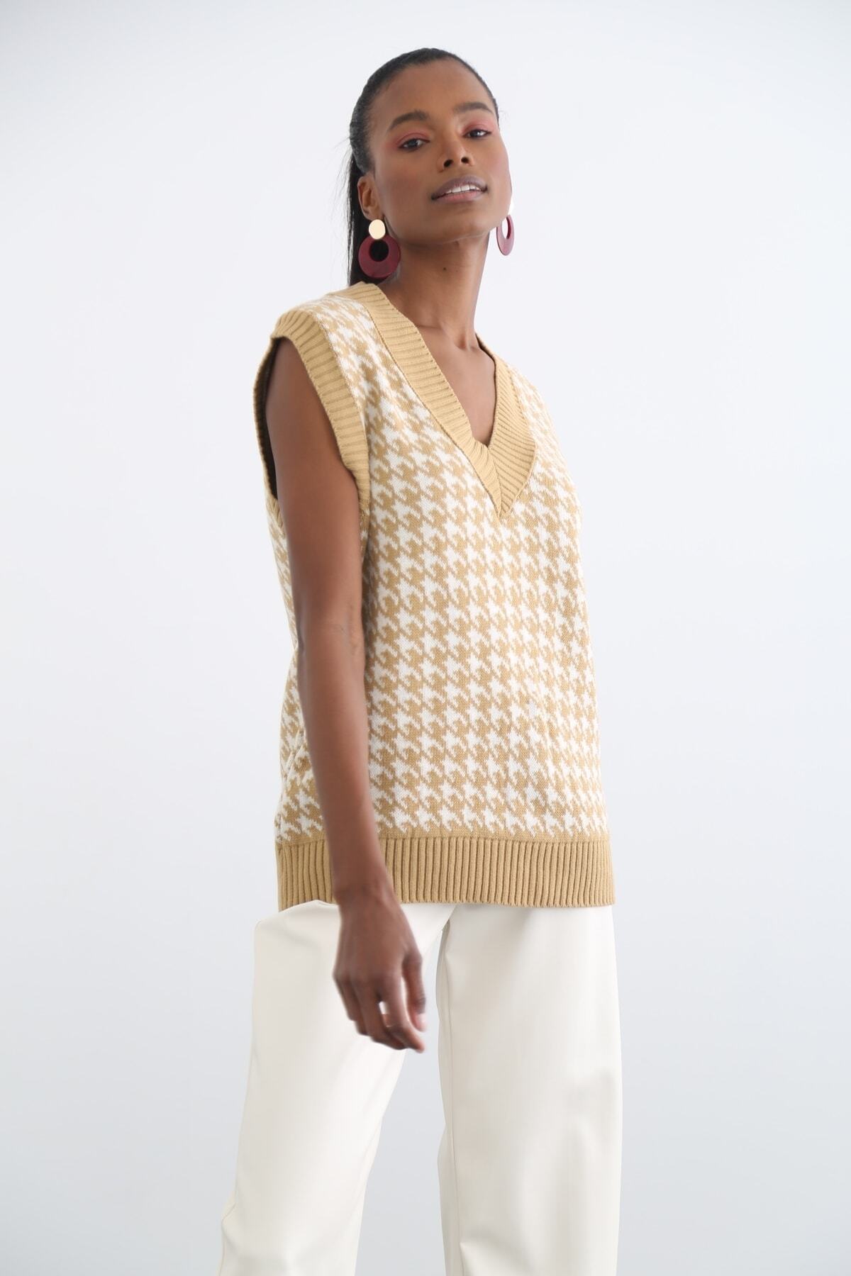 shezey Kadın Karamel Kazayağı Süveter