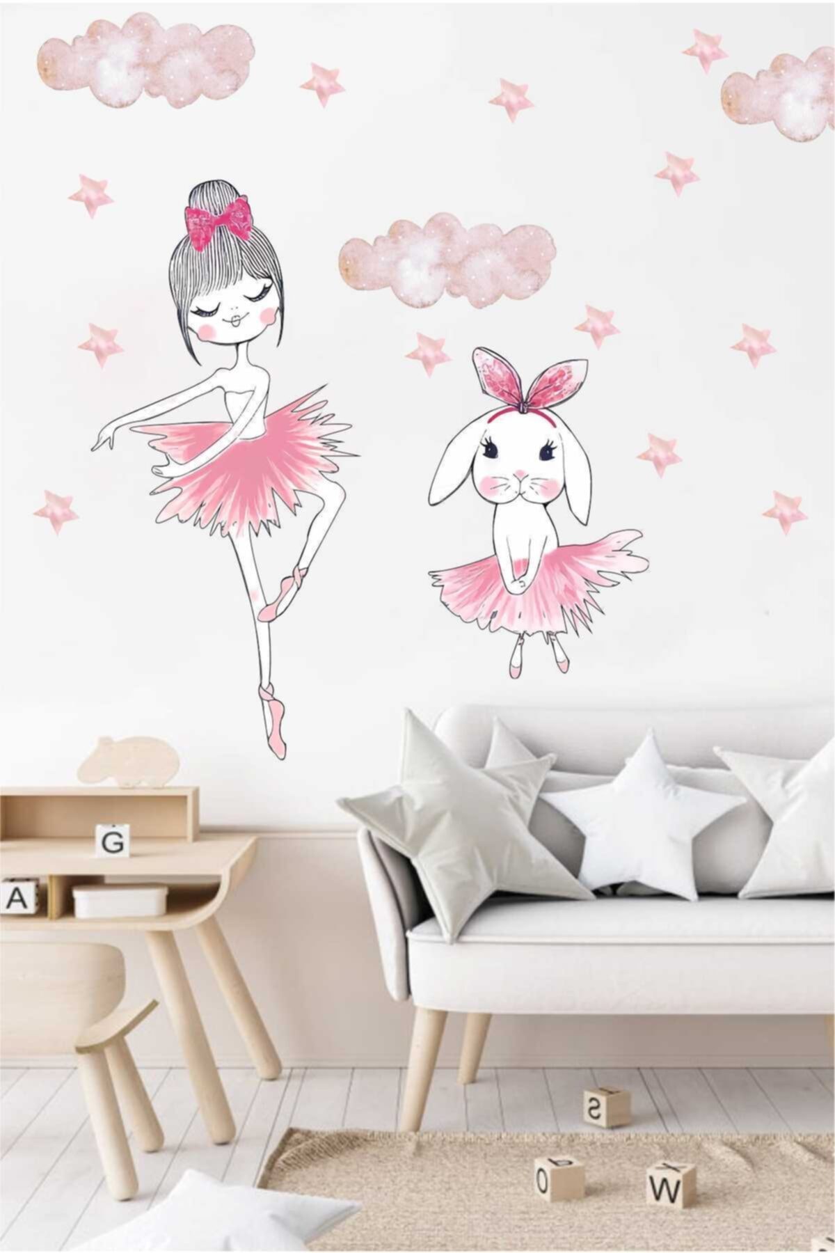Piksel Grafik Balerin Ve Tavşan Çocuk Odası Duvar Sticker
