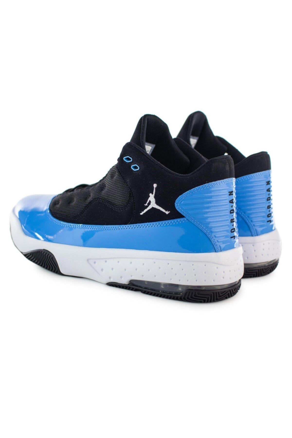 Nike aura 2 top