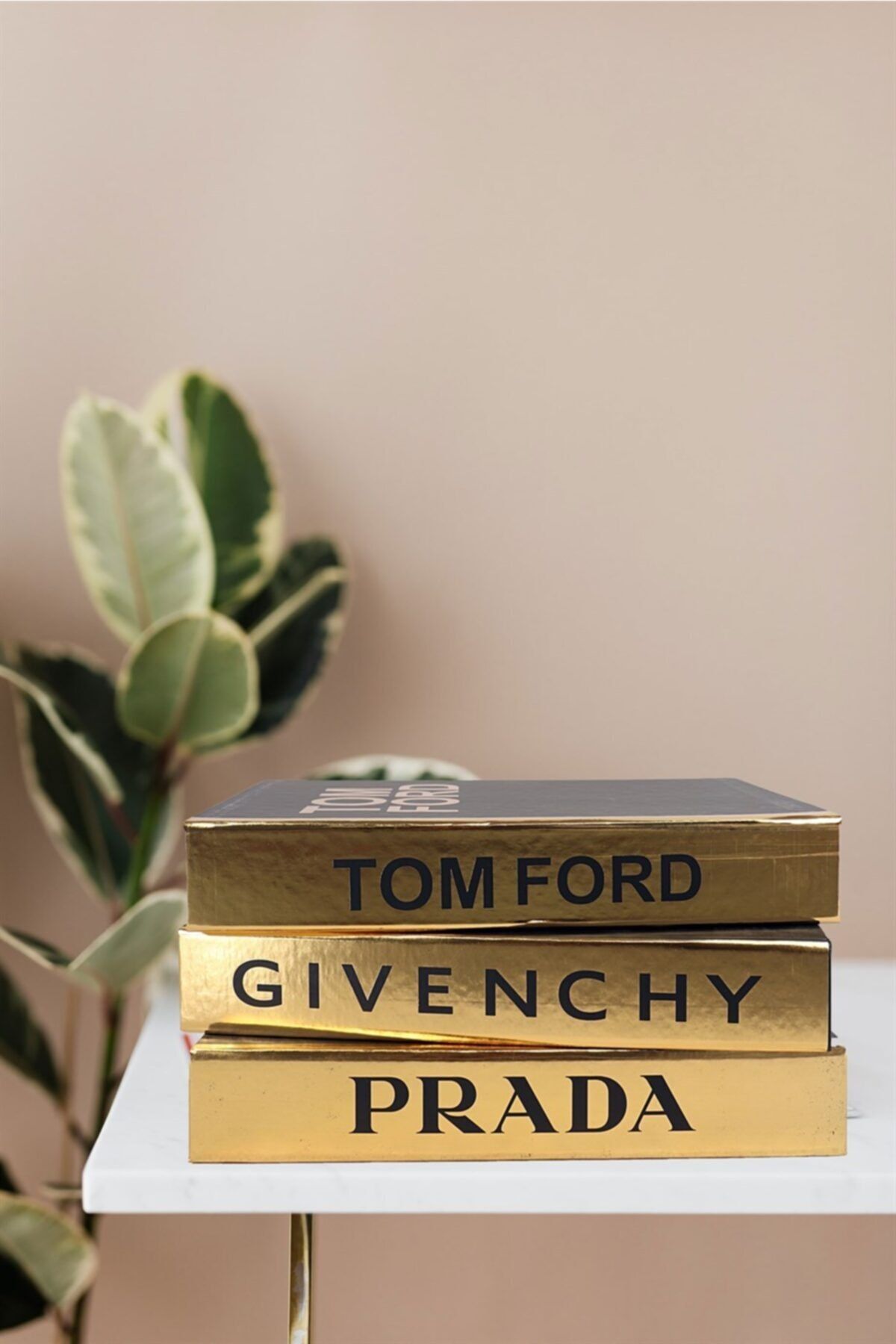 notiyatro Prada Givenchy Ve Tom Ford Gold Yaldızlı 3'lü Dekoratif Kitap Kutusu Set