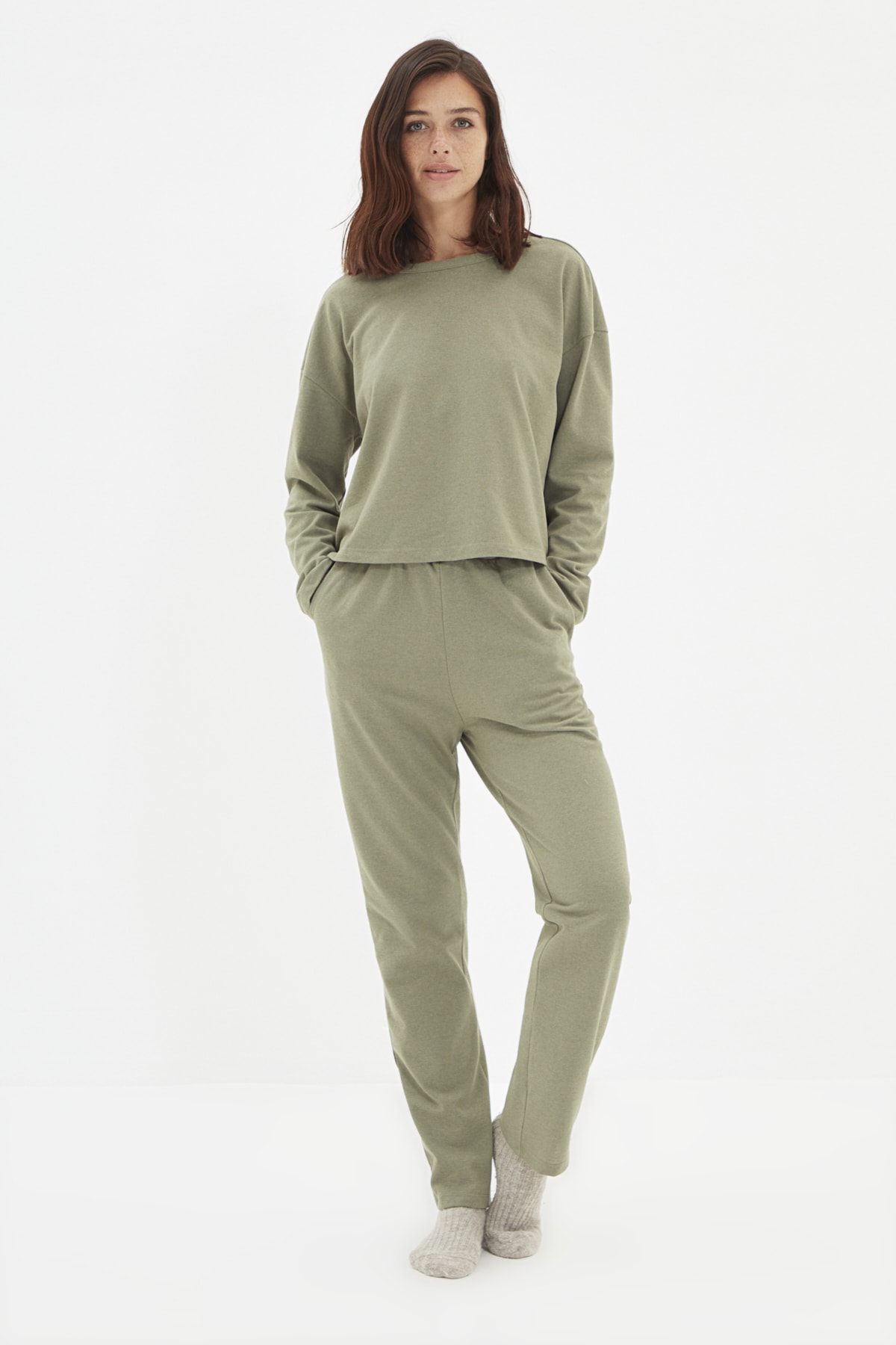 TRENDYOLMİLLA Koyu Haki Örme Pijama Takımı THMAW22PT1053