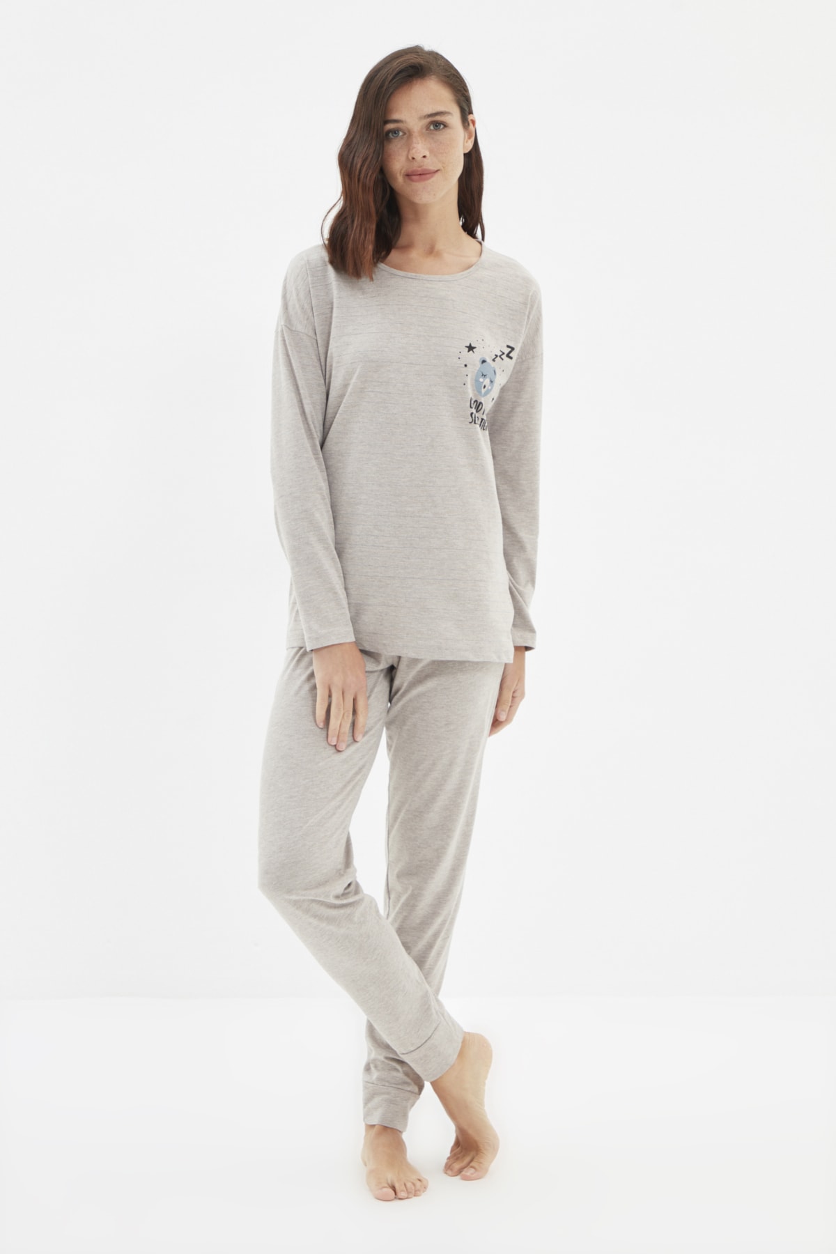TRENDYOLMİLLA Bej Baskılı Örme Pijama Takımı THMAW22PT1441