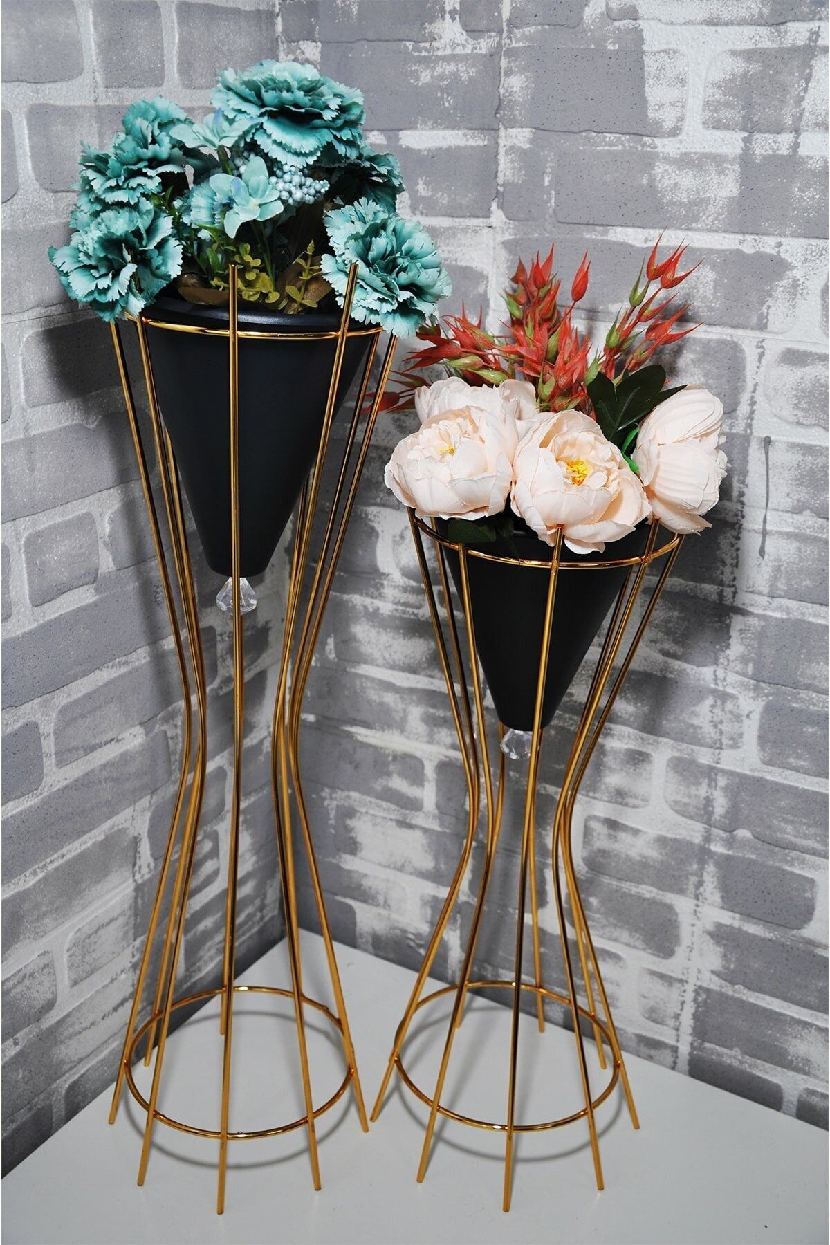 Parıltı Home Metal Ayaklı Saksı Çiçeklik Dekoratif Büyük Boy Gold Siyah 2 Li