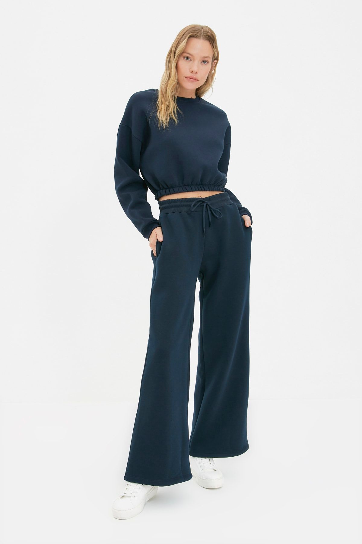 TRENDYOLMİLLA Lacivert Wide Leg Şardonlu Örme Eşofman Altı TWOAW22EA0568