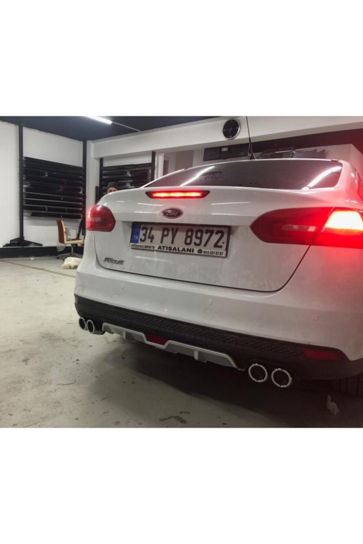 ElitTuning Ford Focus 3 Sedan Difüzör Arka Tampon Eki Çift Egzos Çıkışlı