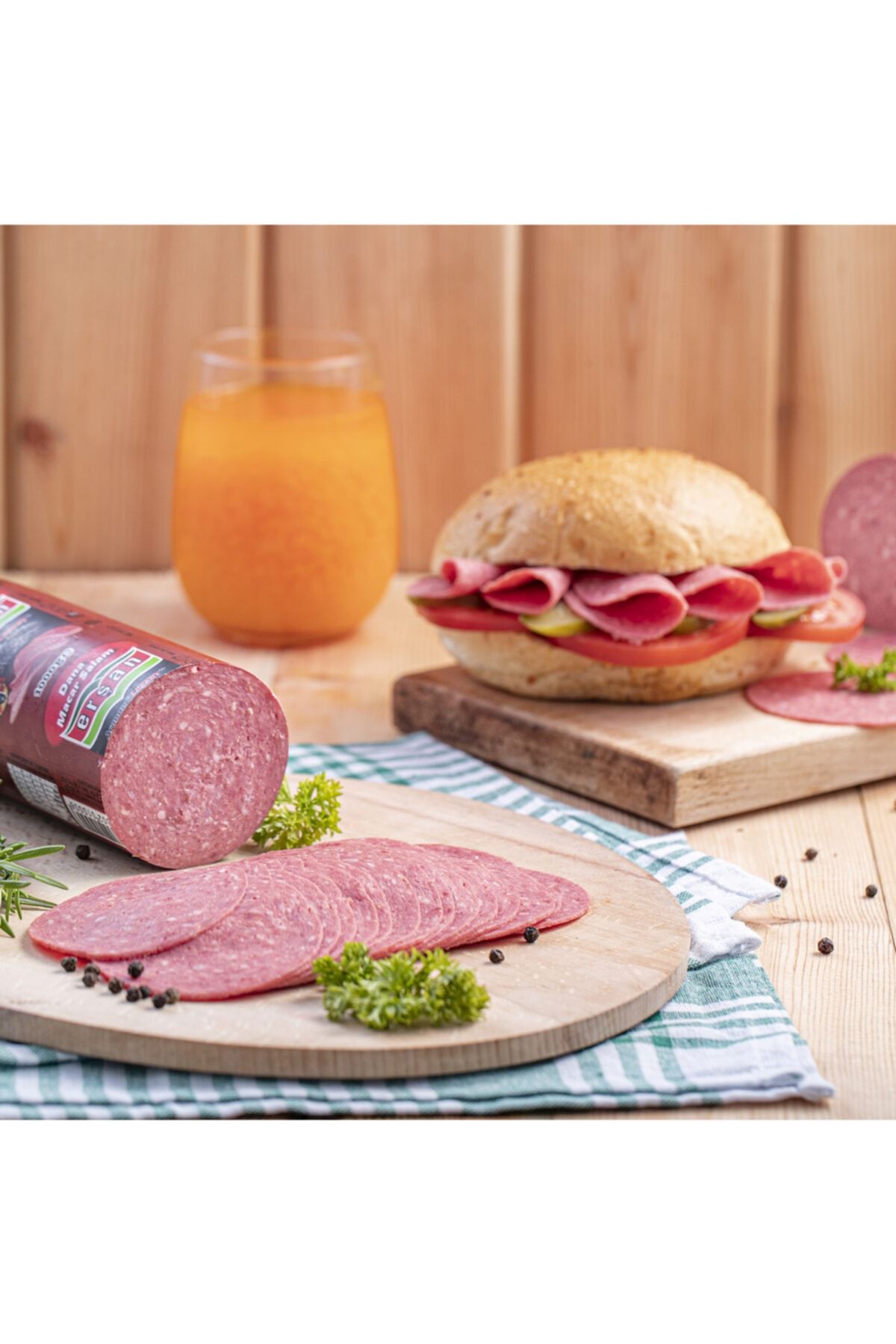 ERŞAN ET Dana Macar Salam 1000 Gr