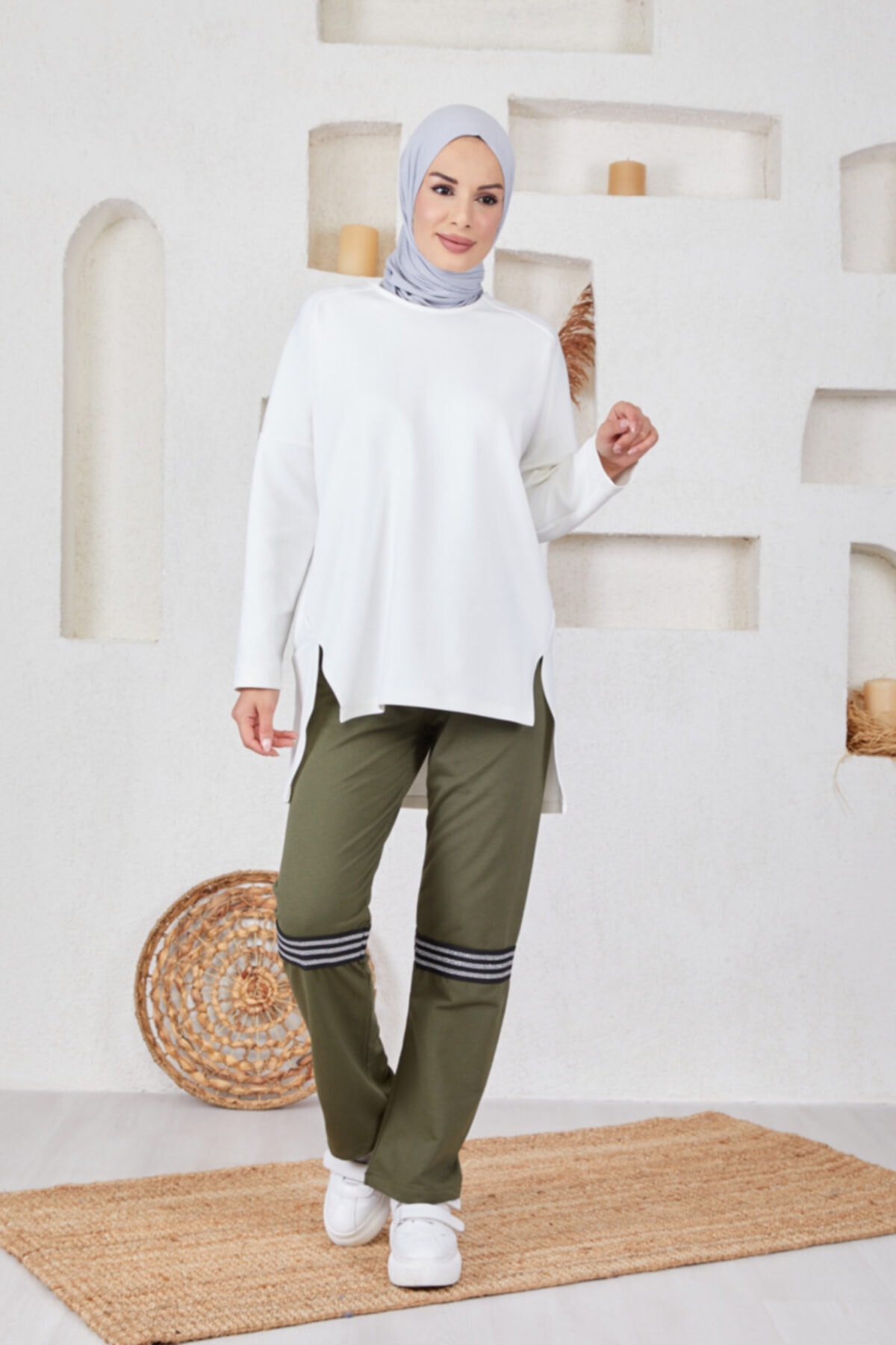 BURCU TESETTÜR Şerit Deayli Eşofman Altı Bft2011 Haki