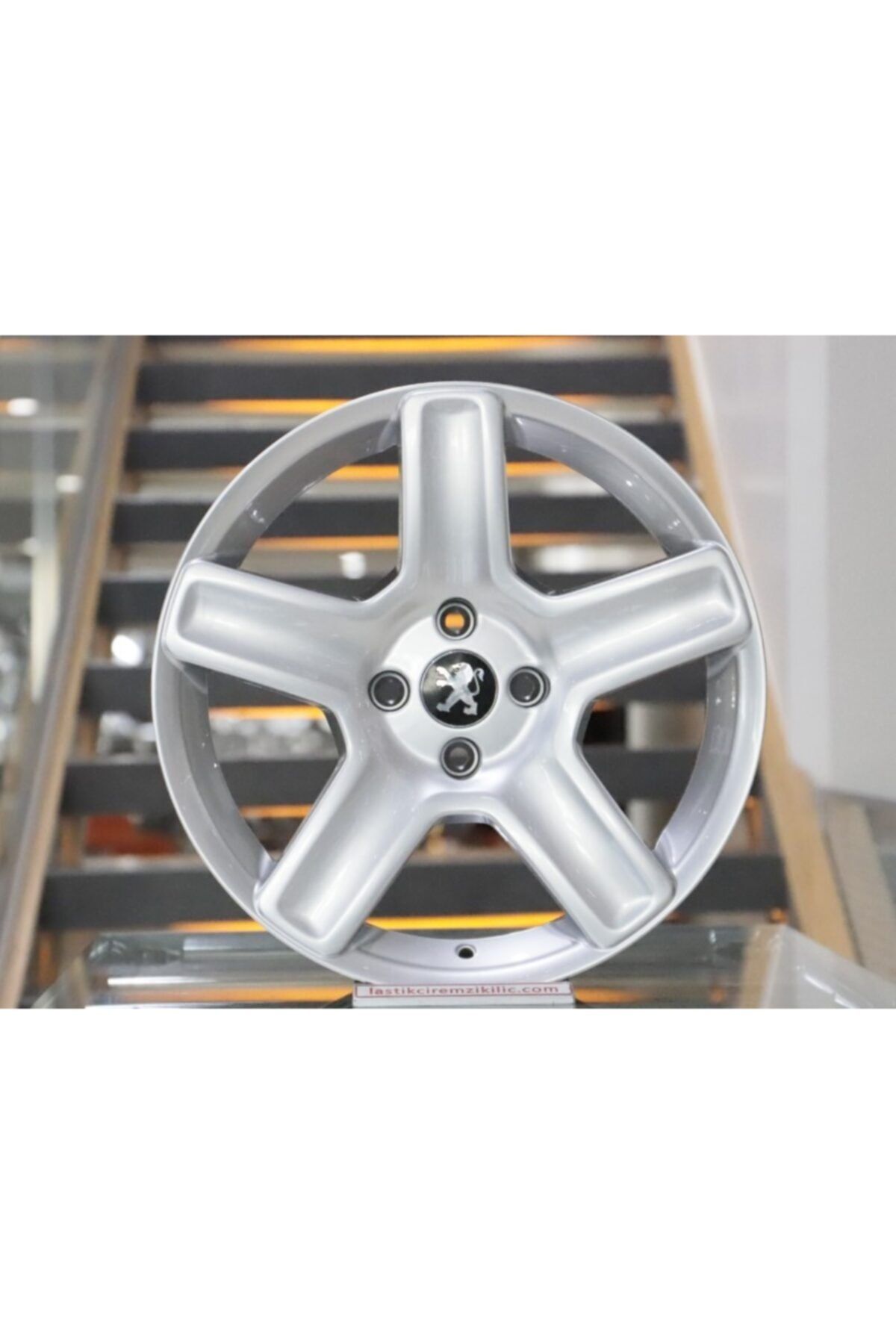 R.K OTOMOTİV 17 4x108 Peugeout Gri 5 Kol Jant Takımı