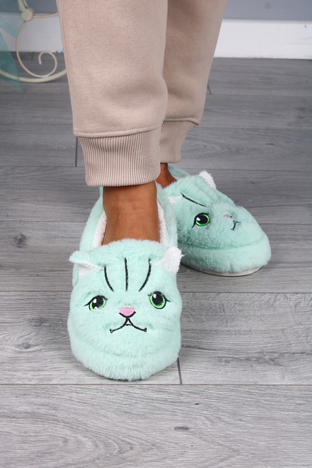 BijuHome Kedi Figürlü Kaymaz Taban Kadın Panduf Ev Botu Mint Yeşili