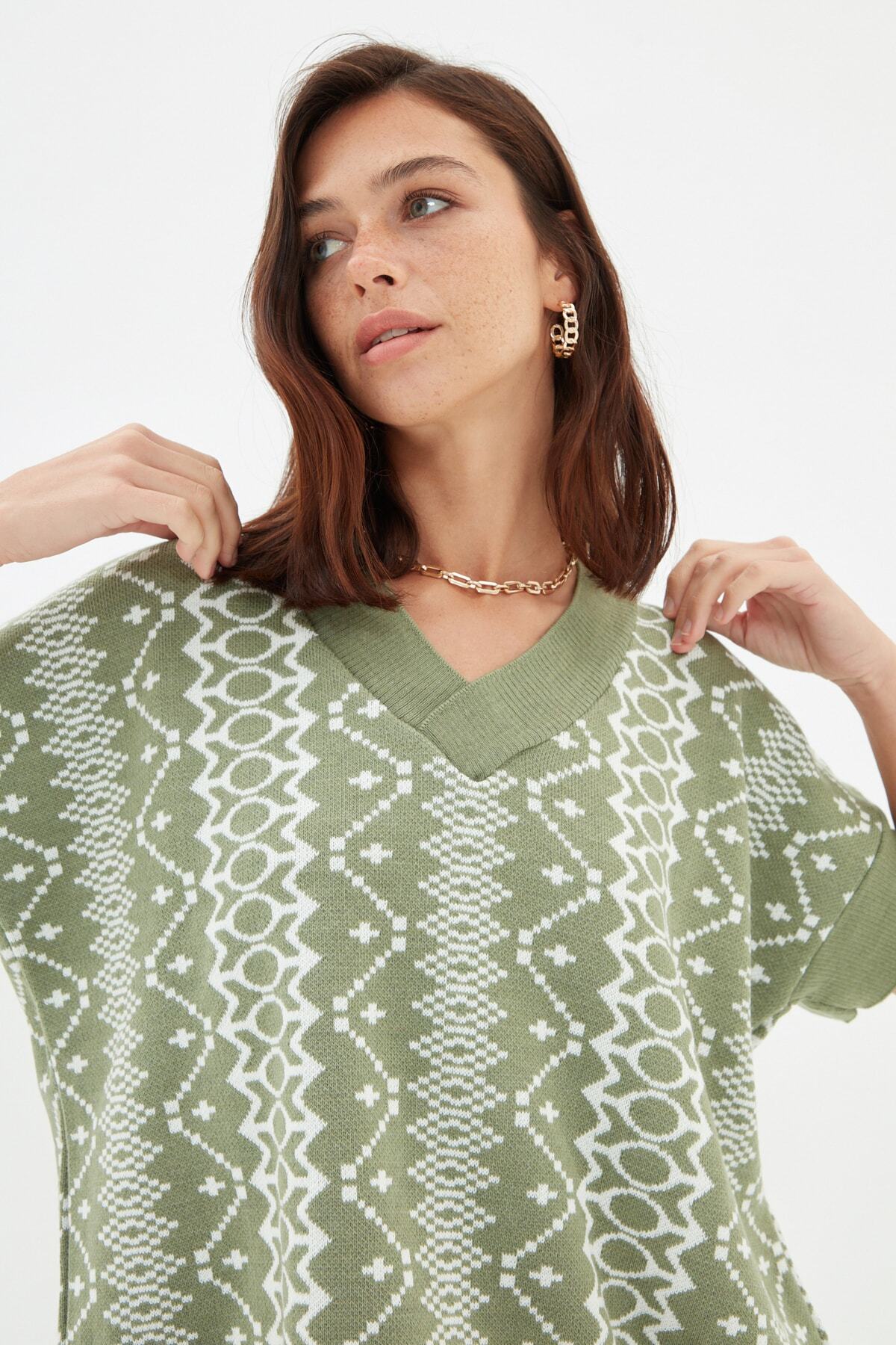 TRENDYOLMİLLA Mint Jakarlı Oversize Triko Süveter TWOAW22SV0113