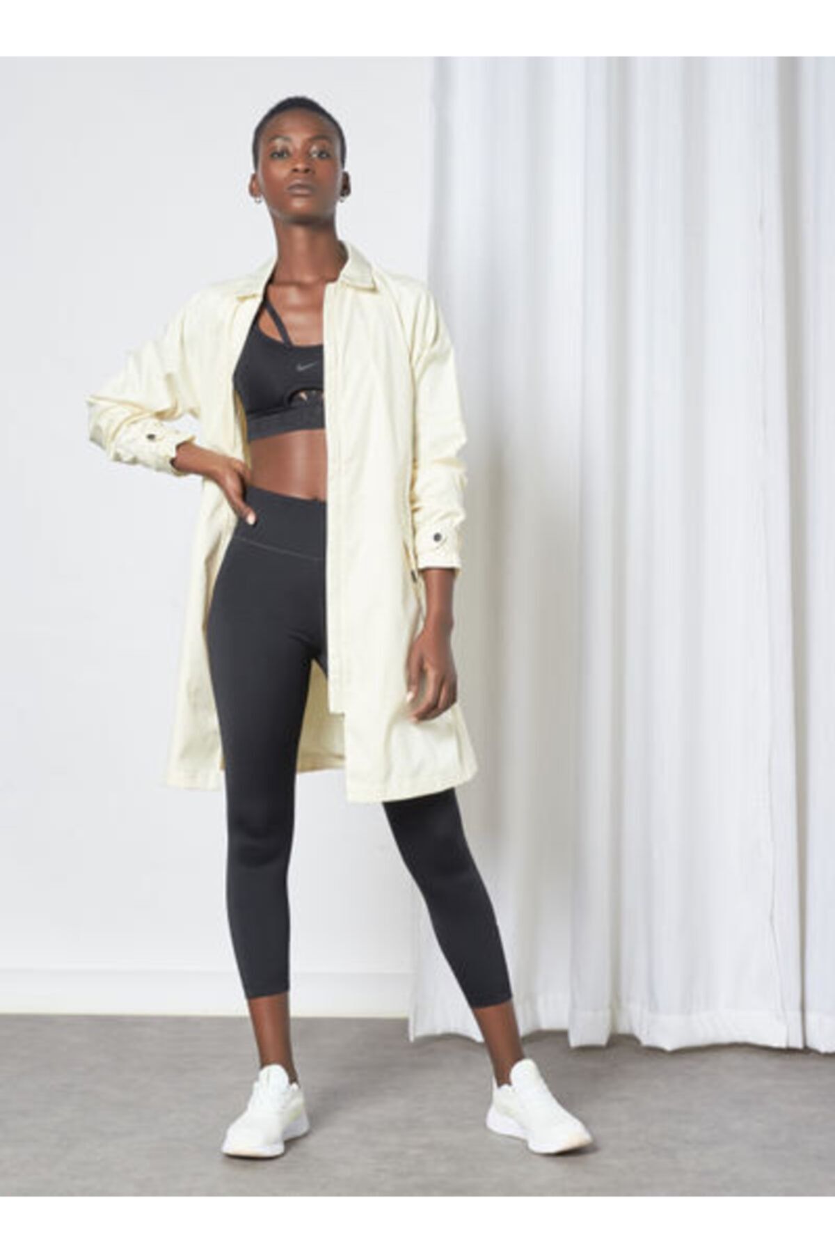 Nike Dokuma Kadın Trençkotu Sportswear Windrunner