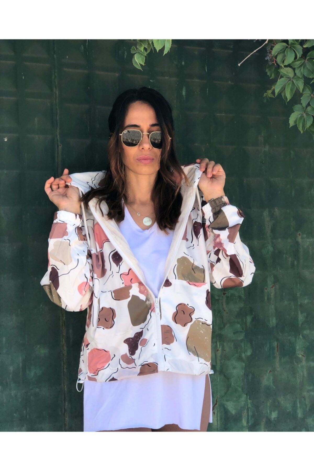 Lia Mia Fashion Kanguru Cepli Yağmurluk