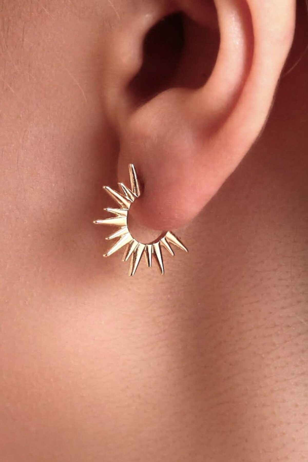 SılaGold Punk Motifli Küpe / Kp2385