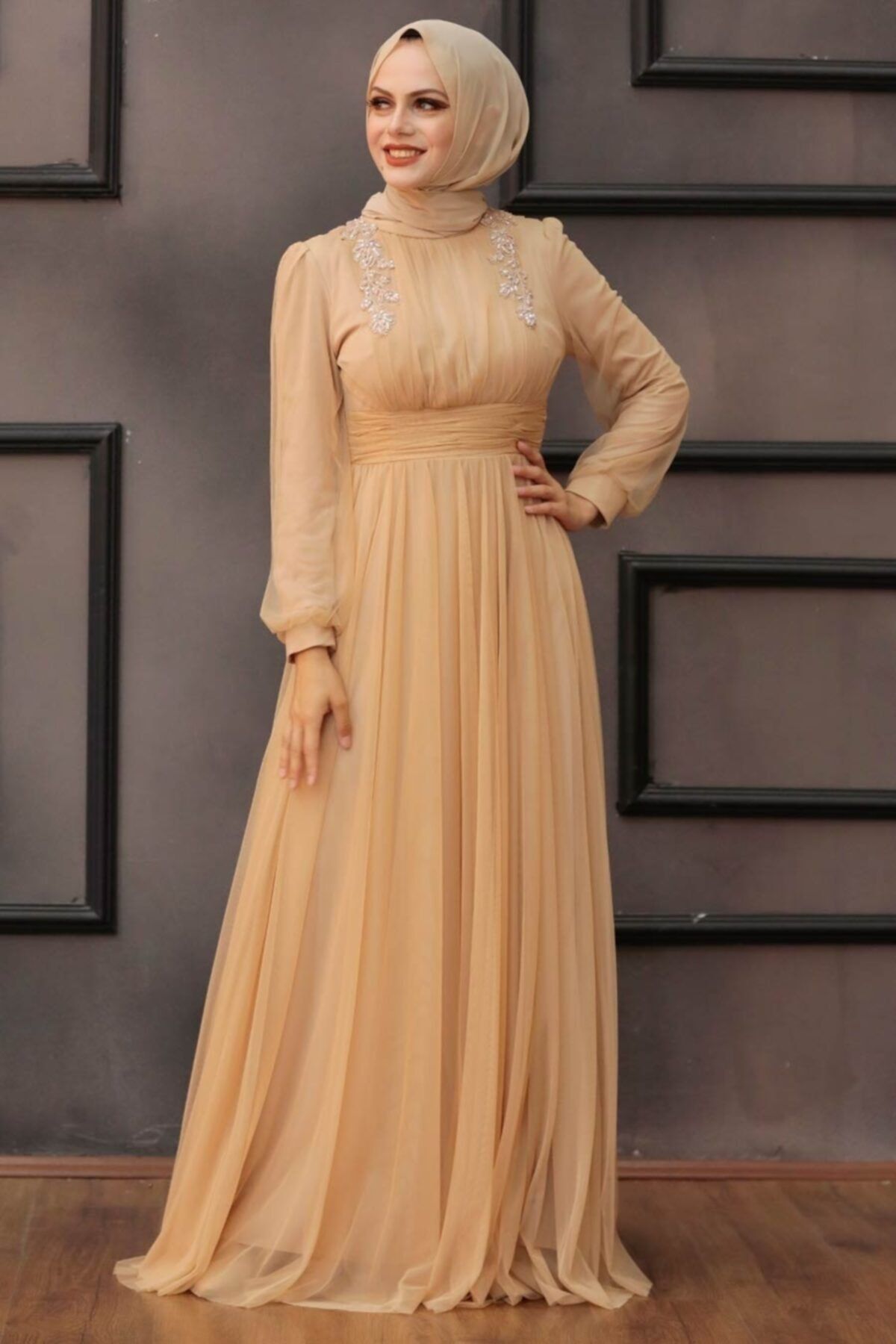 Neva Style Tesettürlü Abiye Elbise - Boncuk Işlemeli Gold Tesettür Abiye Elbise 4348gold