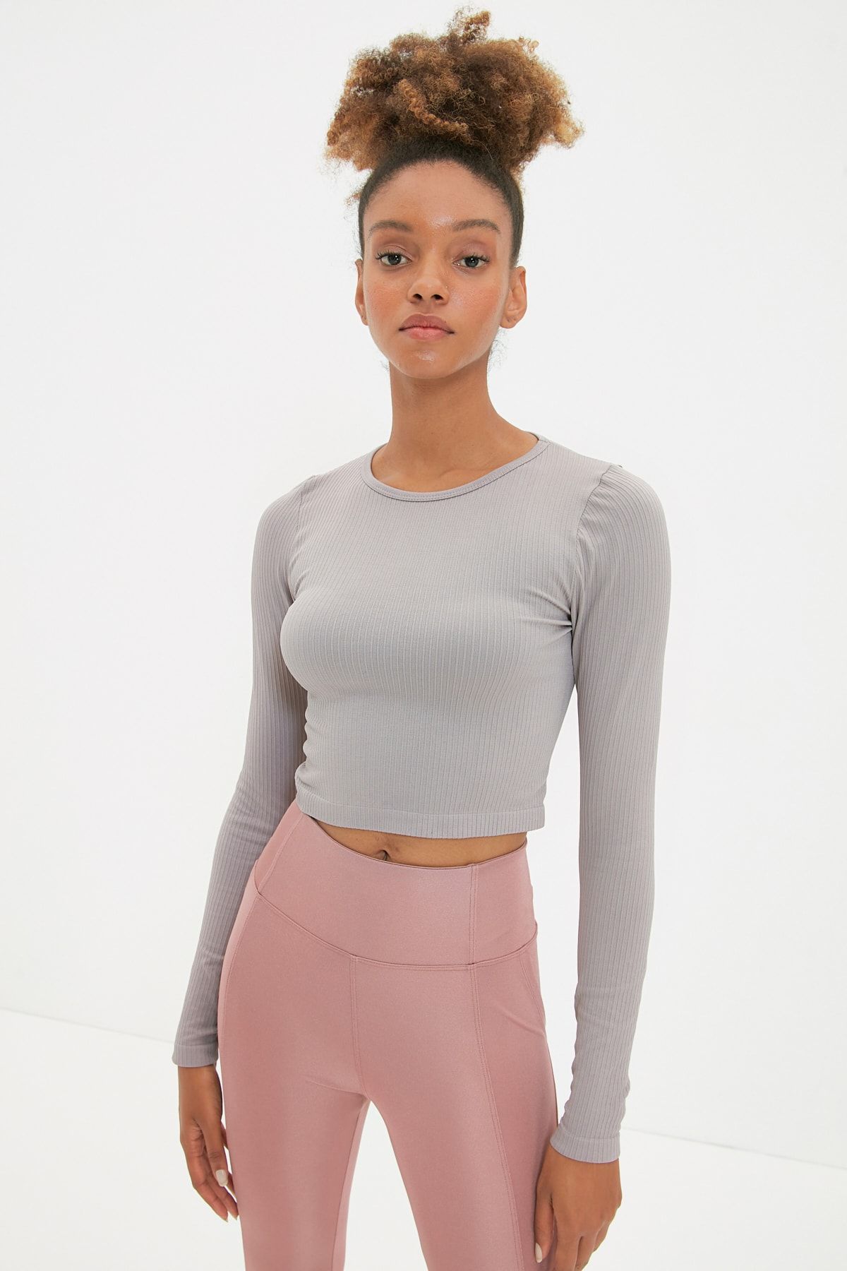 TRENDYOLMİLLA Açık Mor Seamless Crop Spor Bluz TWOAW22BZ0448
