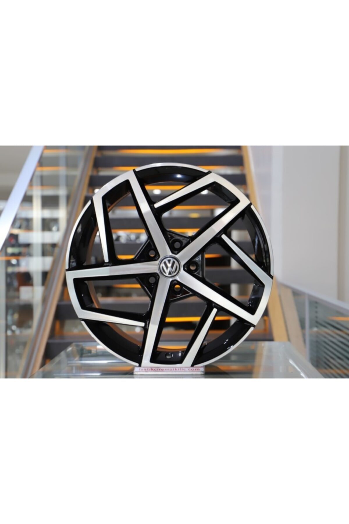 R.K OTOMOTİV 18 5x112 Vw Seat Black Jant Takımı