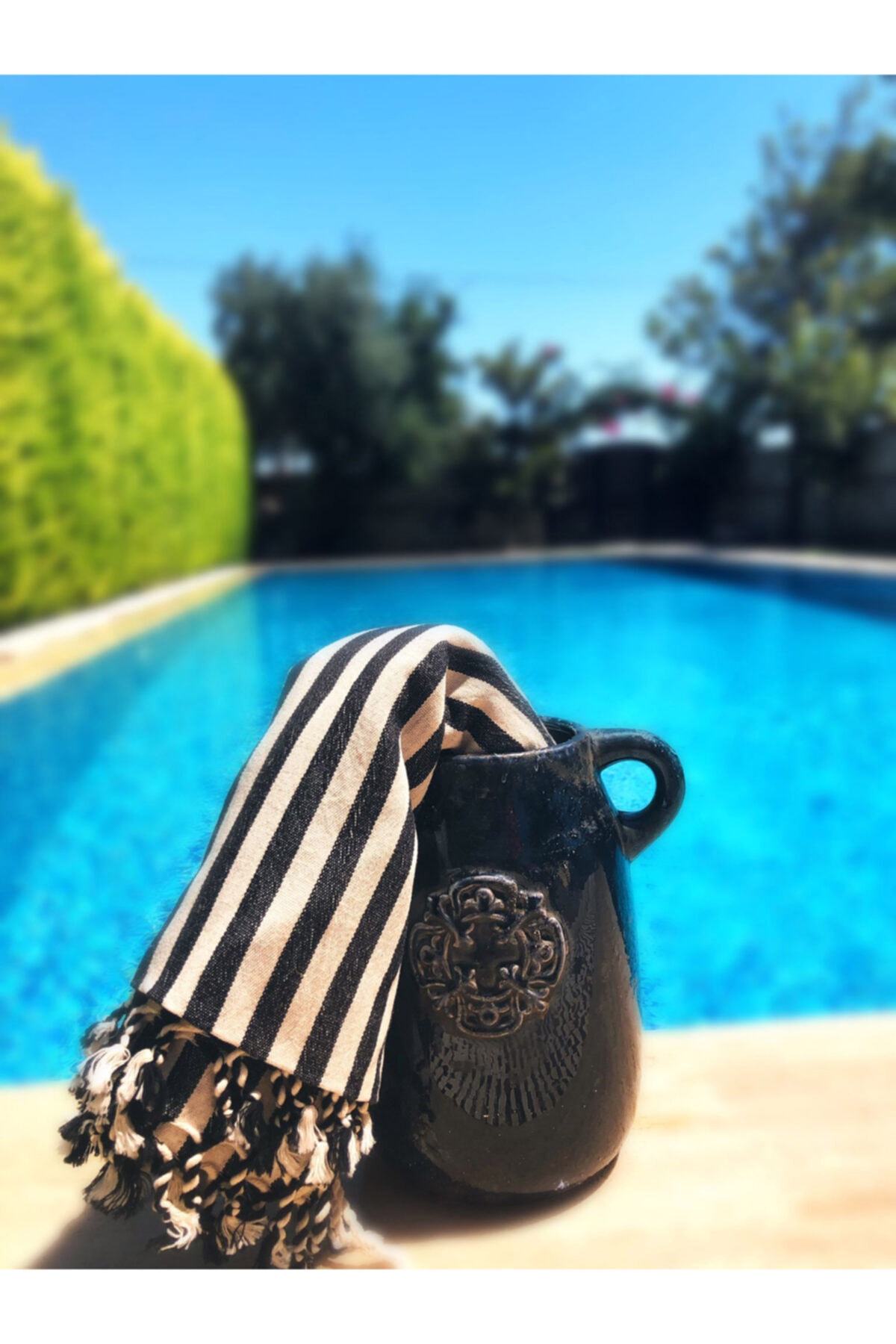 EbruBazaar Siyah Kalın Çizgili El Dokuması Peştemal
