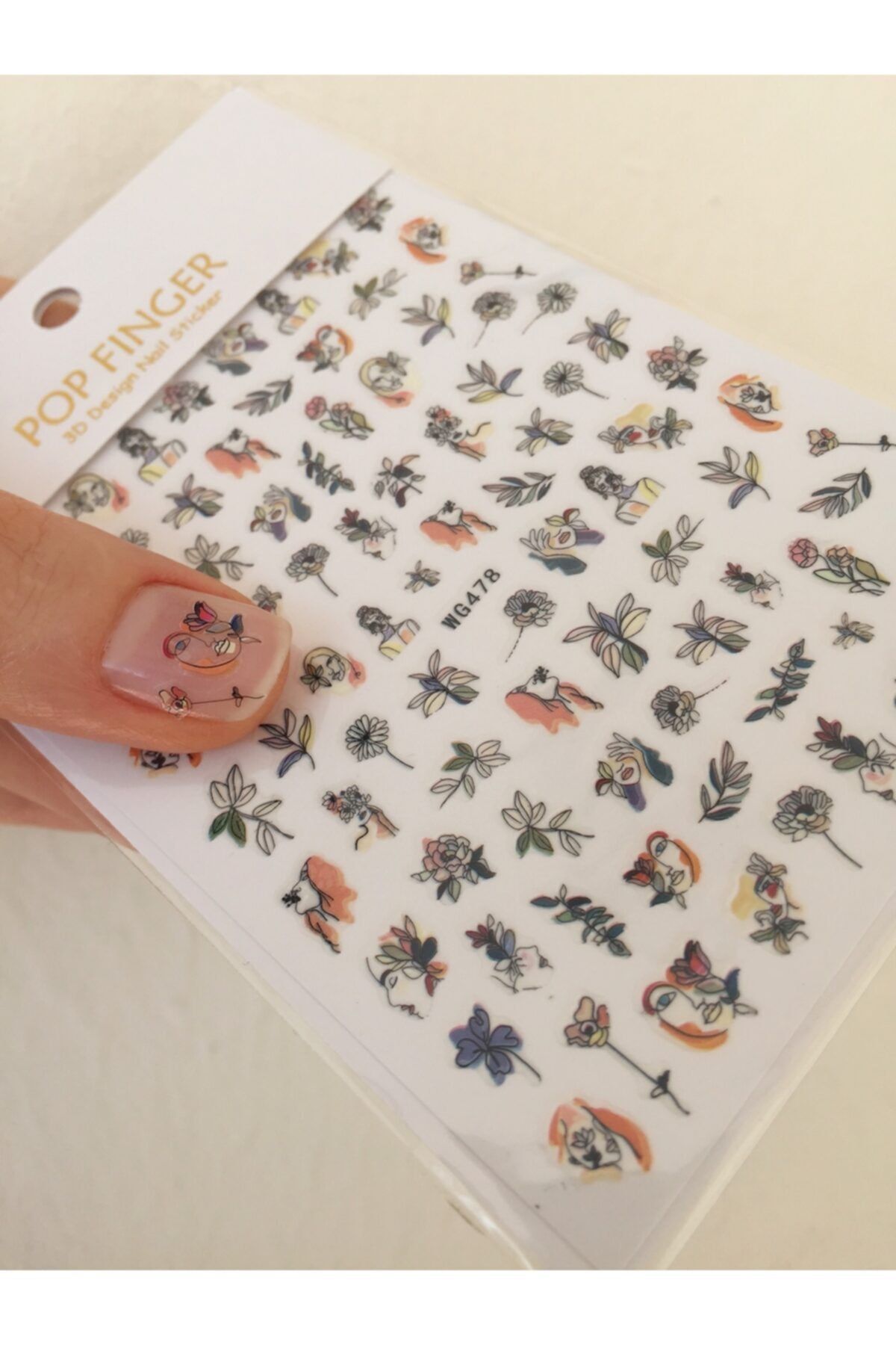 ACCESSORIES WORLD Tırnak Sticker Nail Art Süsleme Kendinden Yapışkanlı Etiket Tırnak Dövmesi