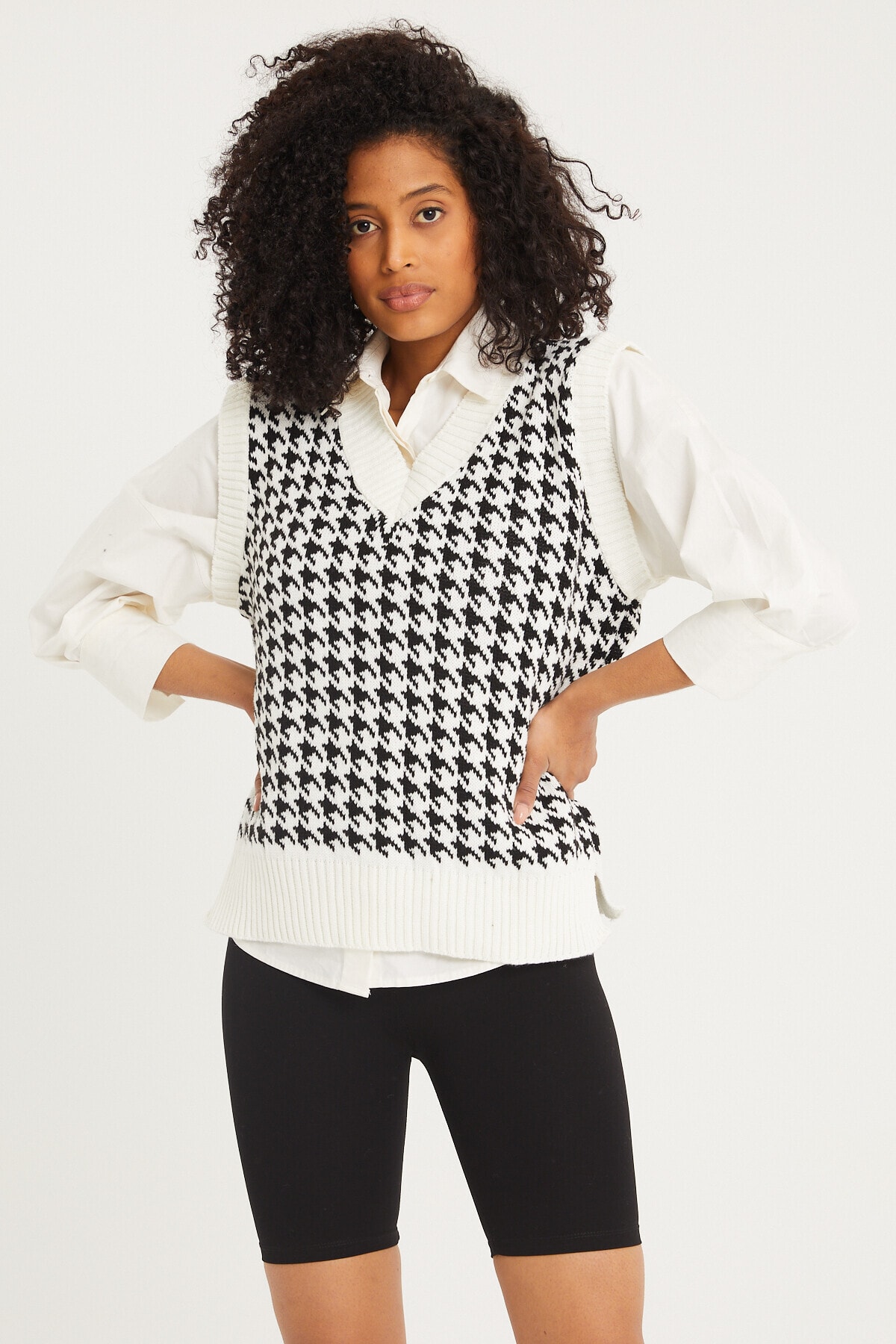 THE DOORE Kadın Beyaz V-yaka Kazayağı Süveter