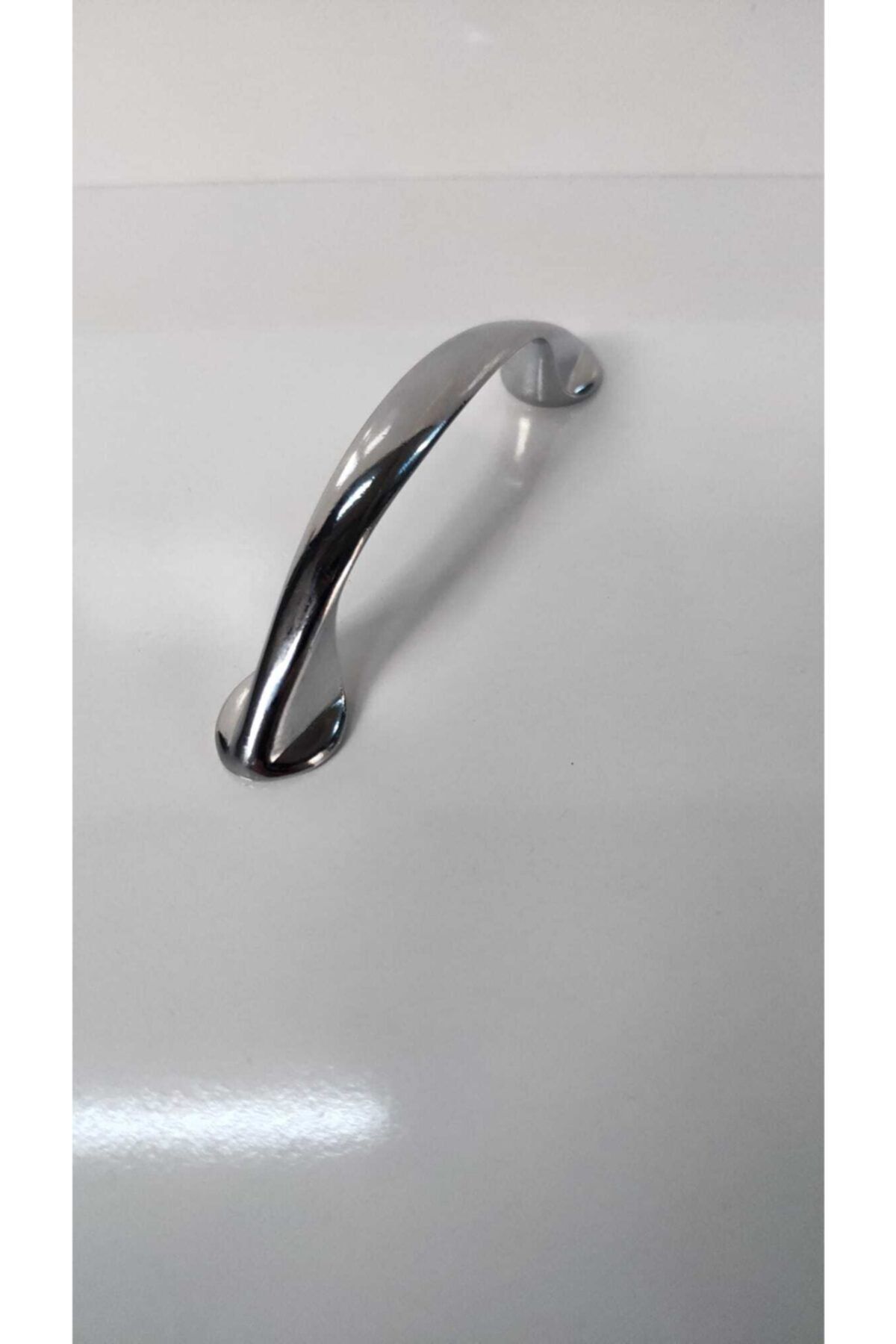 fds Devetabanı Mobilya Kulp Krom Ölçü 64mm