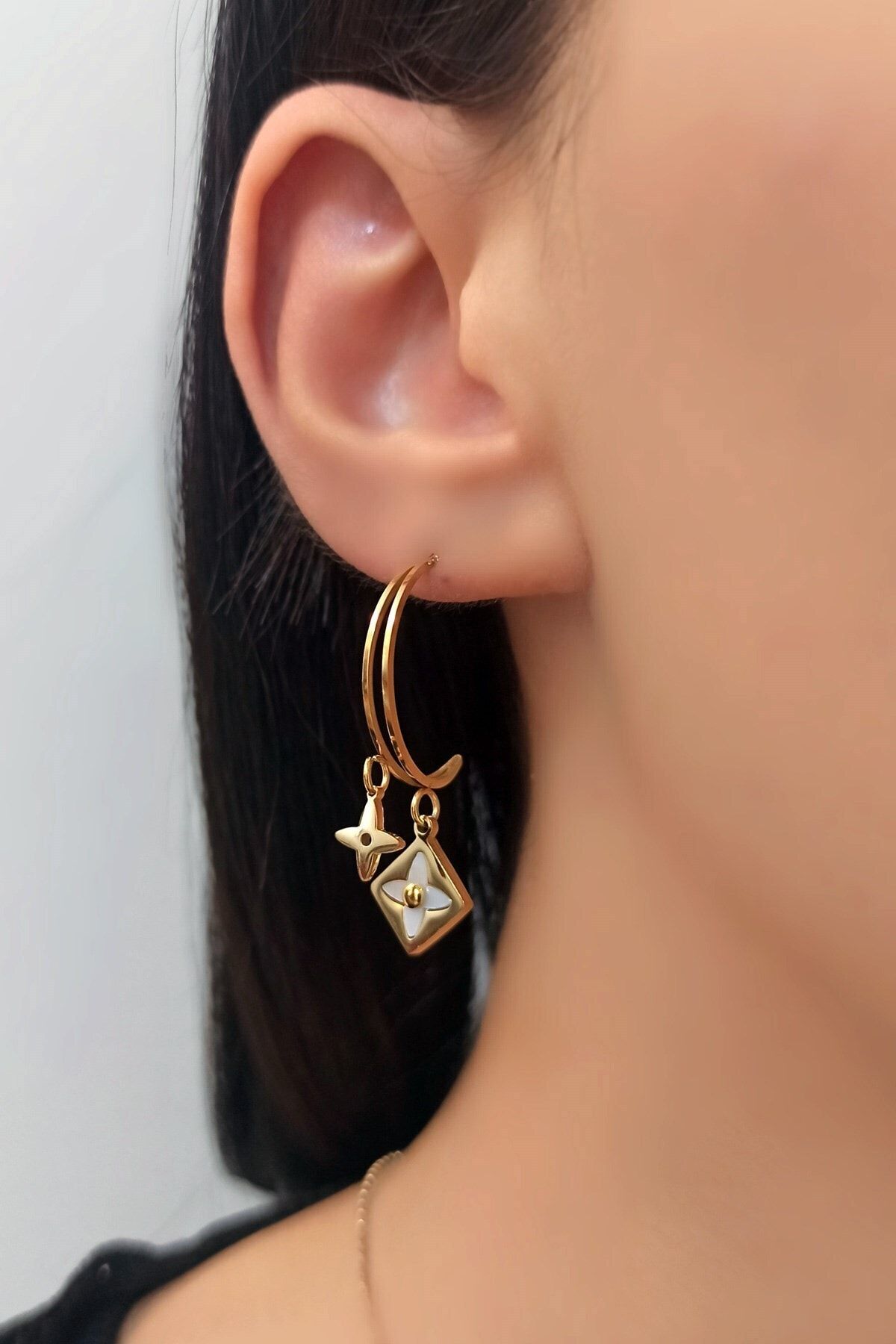Çlk Accessories Çelik Mineli Yonca Halka Çelik Küpe Trküpe34023 B34003