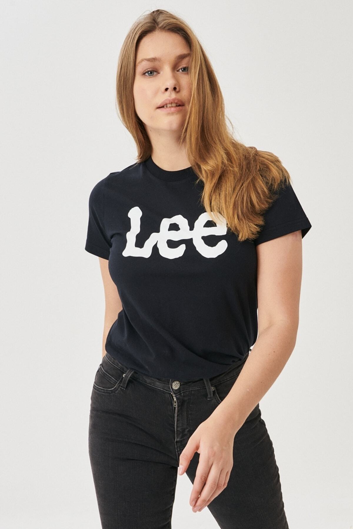 Lee Regular Fit Normal Kesim Sıfır Yaka %100 Pamuk Logolu Tişört