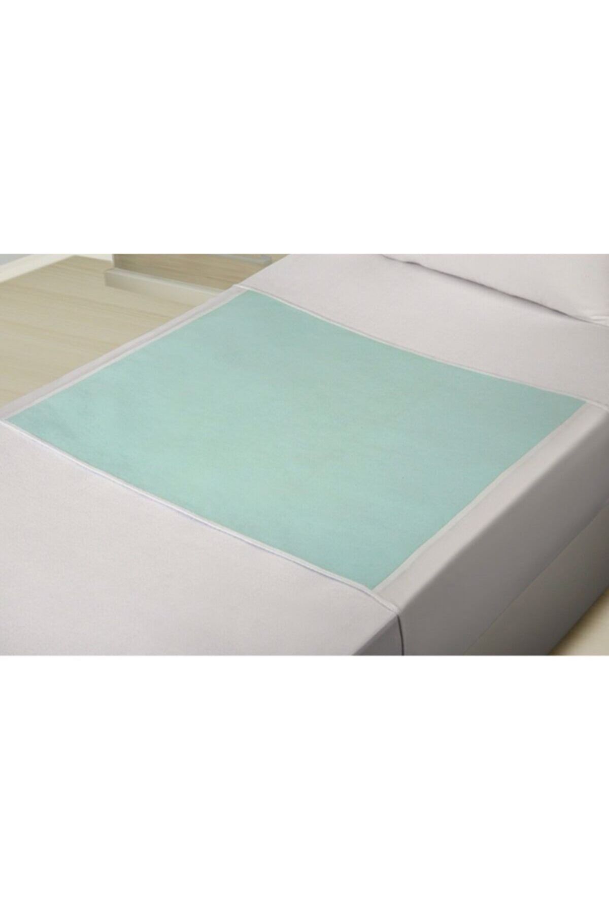 CDE Abso 4 Katlı Yıkanabilir Emici Ve Sıvı Geçirmez Kanatlı Yatak Koruyucu ( 75x90 Cm)