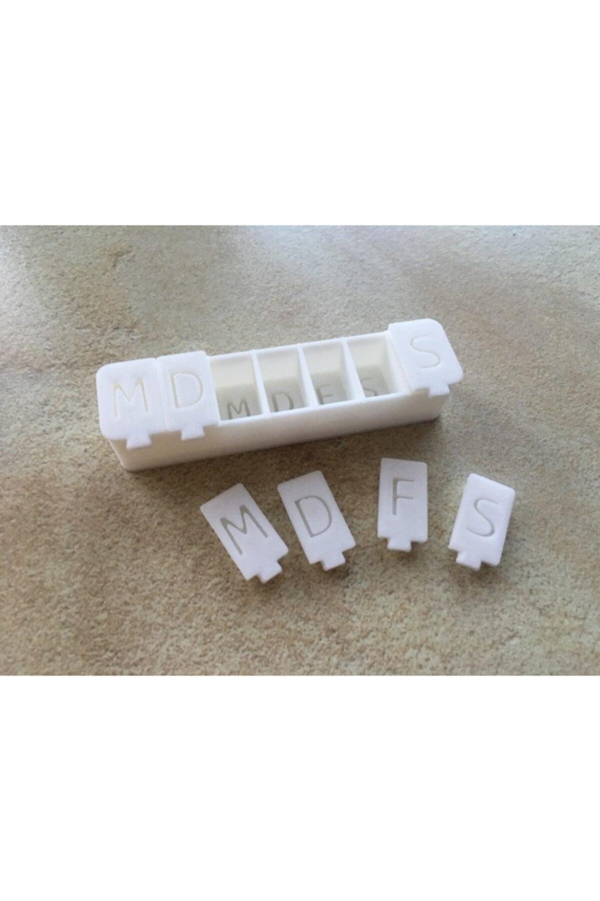 AldımGeldi Günlük Hap Box Kutusu Gözlü Mini Organik Plastikten Tutucu