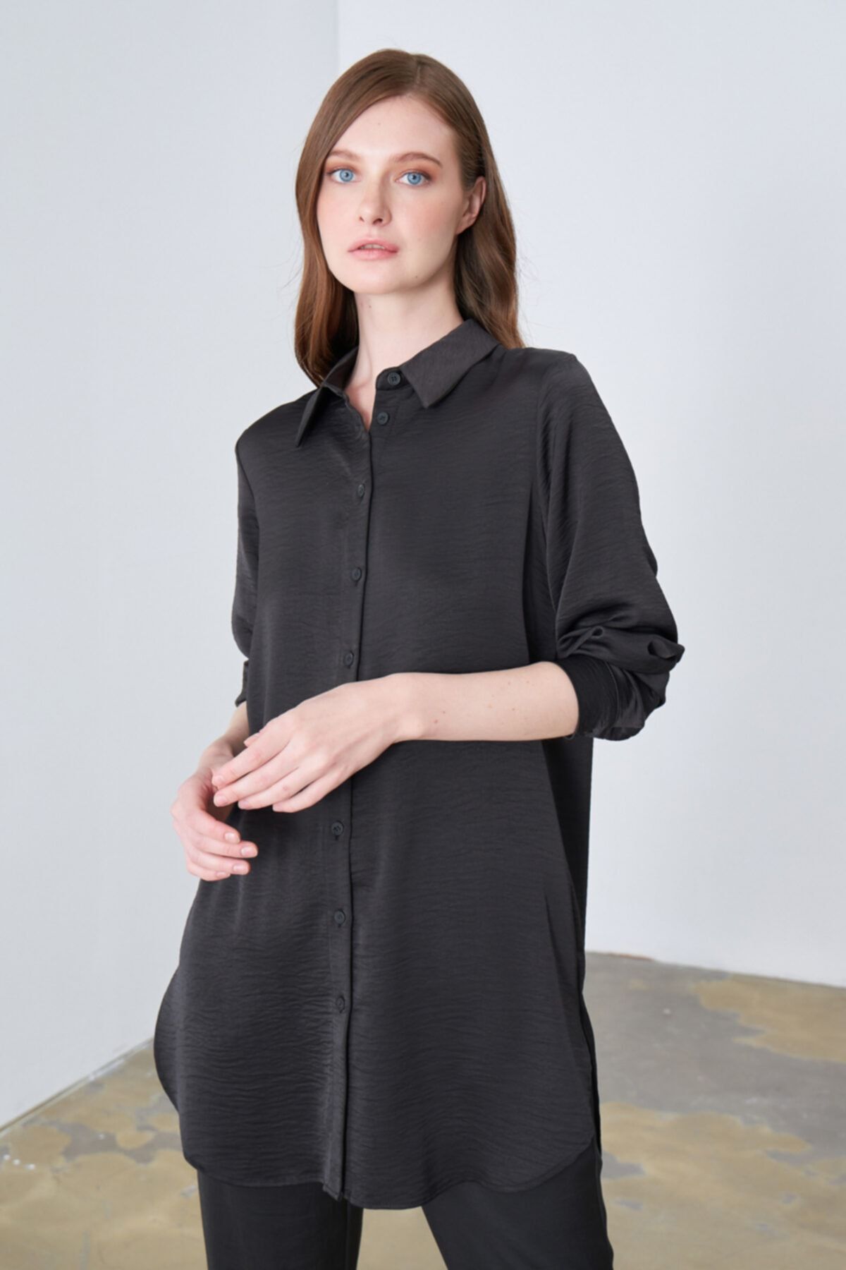Gusto Saten Dokulu Tunik - Siyah
