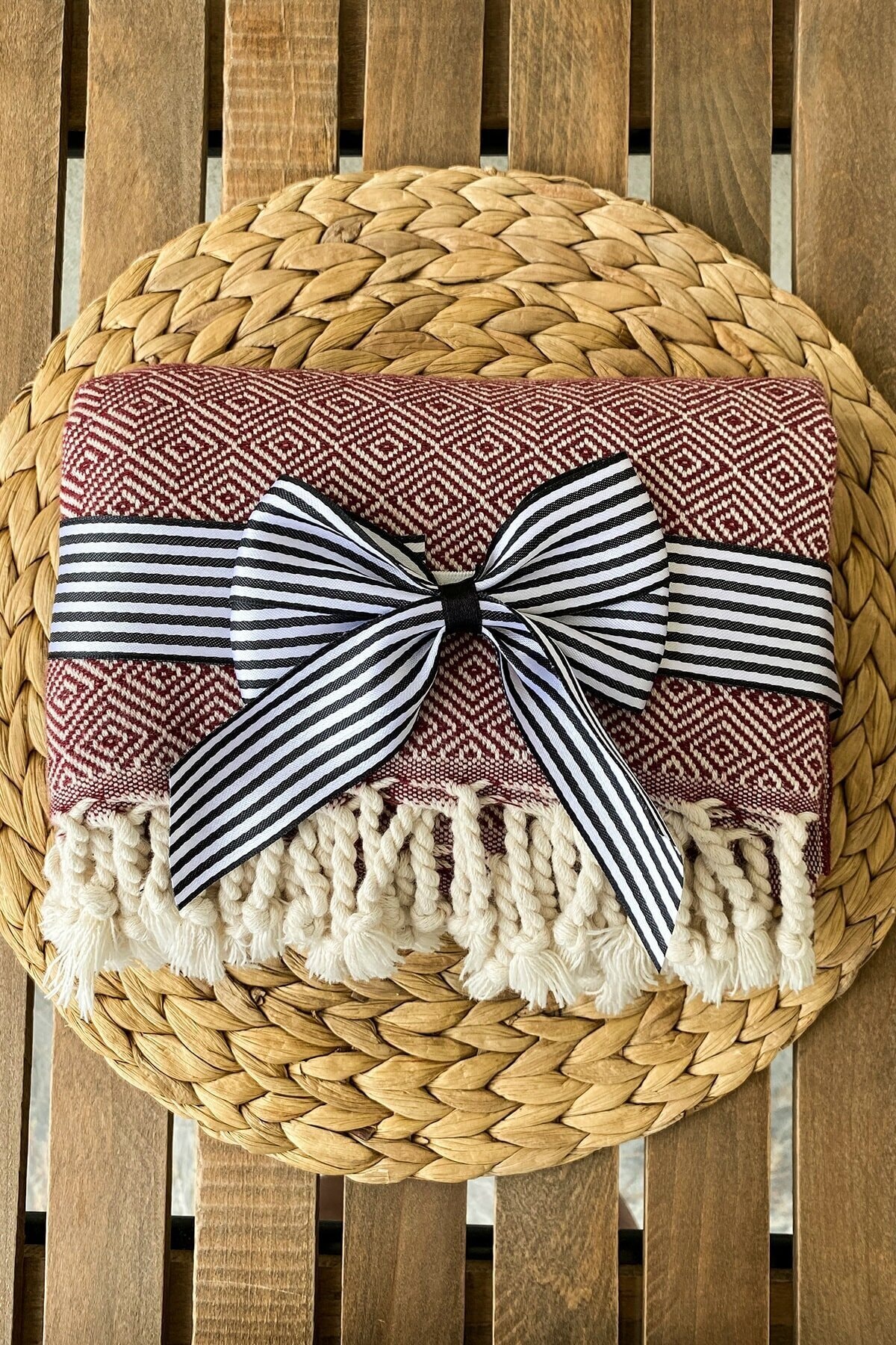 BYEVE %100 Pamuklu 1.sınıf Elmas 450 Gr Plaj Havlusu Banyo Havlusu Koltuk Örtüsü Peştemal 90x180cm Bordo