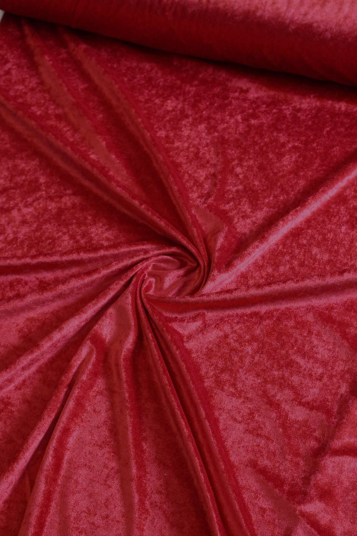 kumaşyol Kırmızı Kedi Bastı Kadife Kumaş