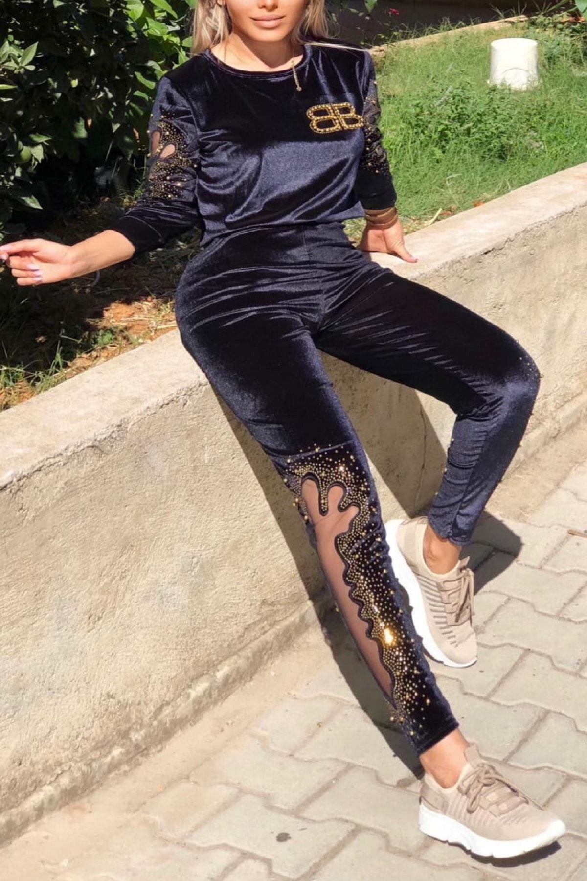 MitraMina Bb Inci Işlemeli Kadife Eşofman Takımı