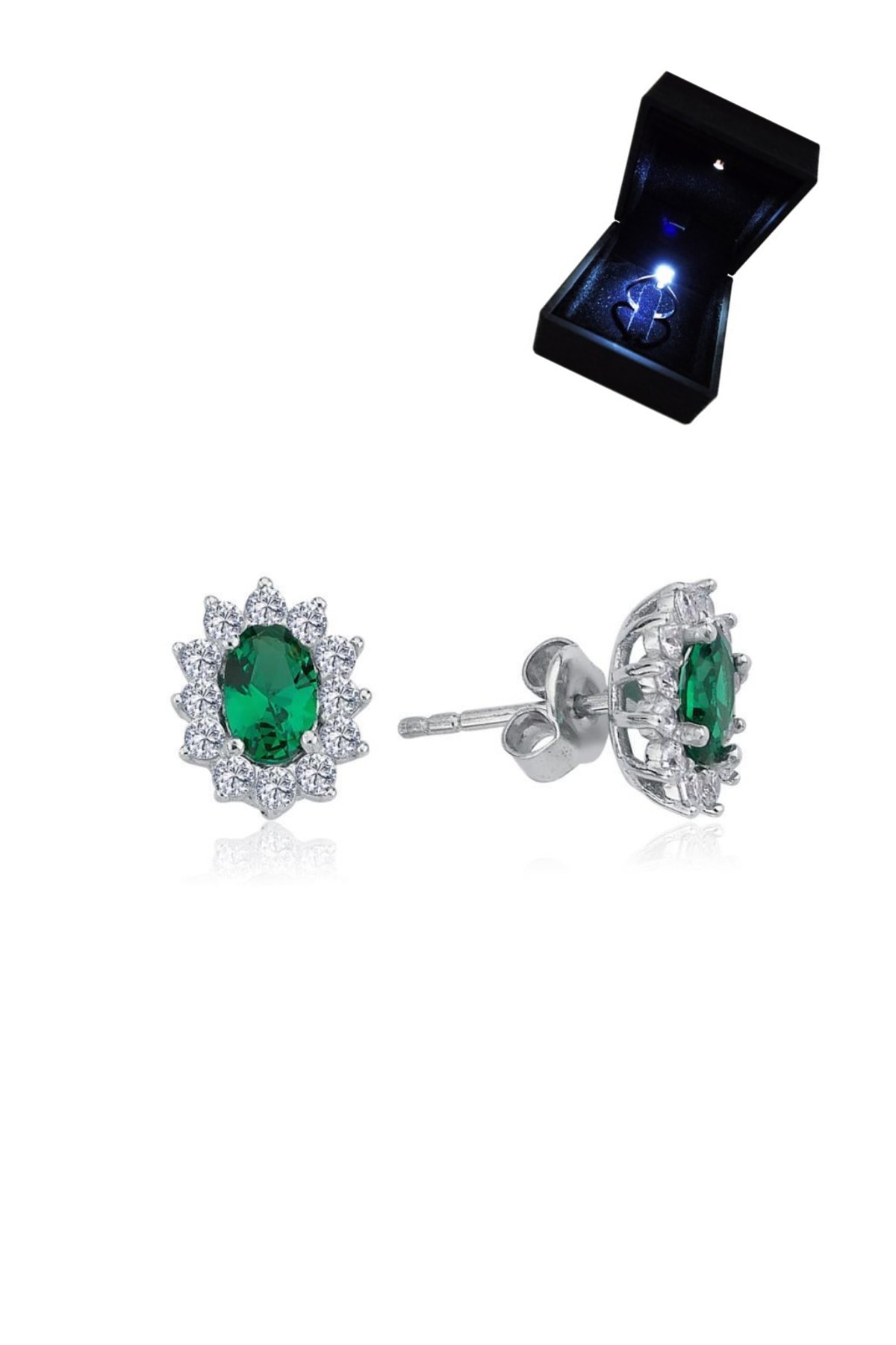 Crystal Diamond Zirconia Işıklı Kutuda Laboratuvar Pırlantası 0.50 Carat Zümrüt Küpe