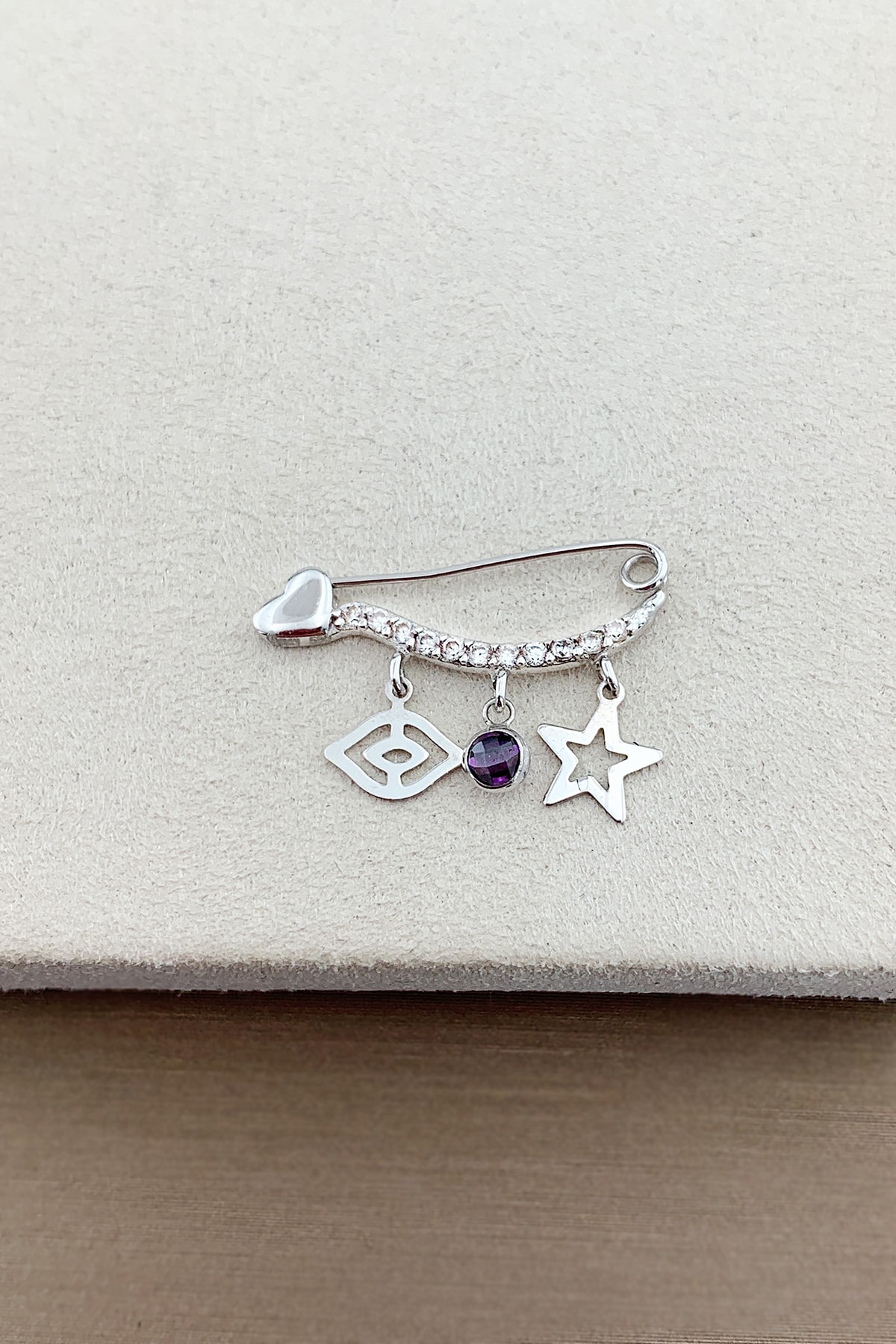 Seda Mücevherat Gözlü Yıldızlı Altın Bebek Iğnesi